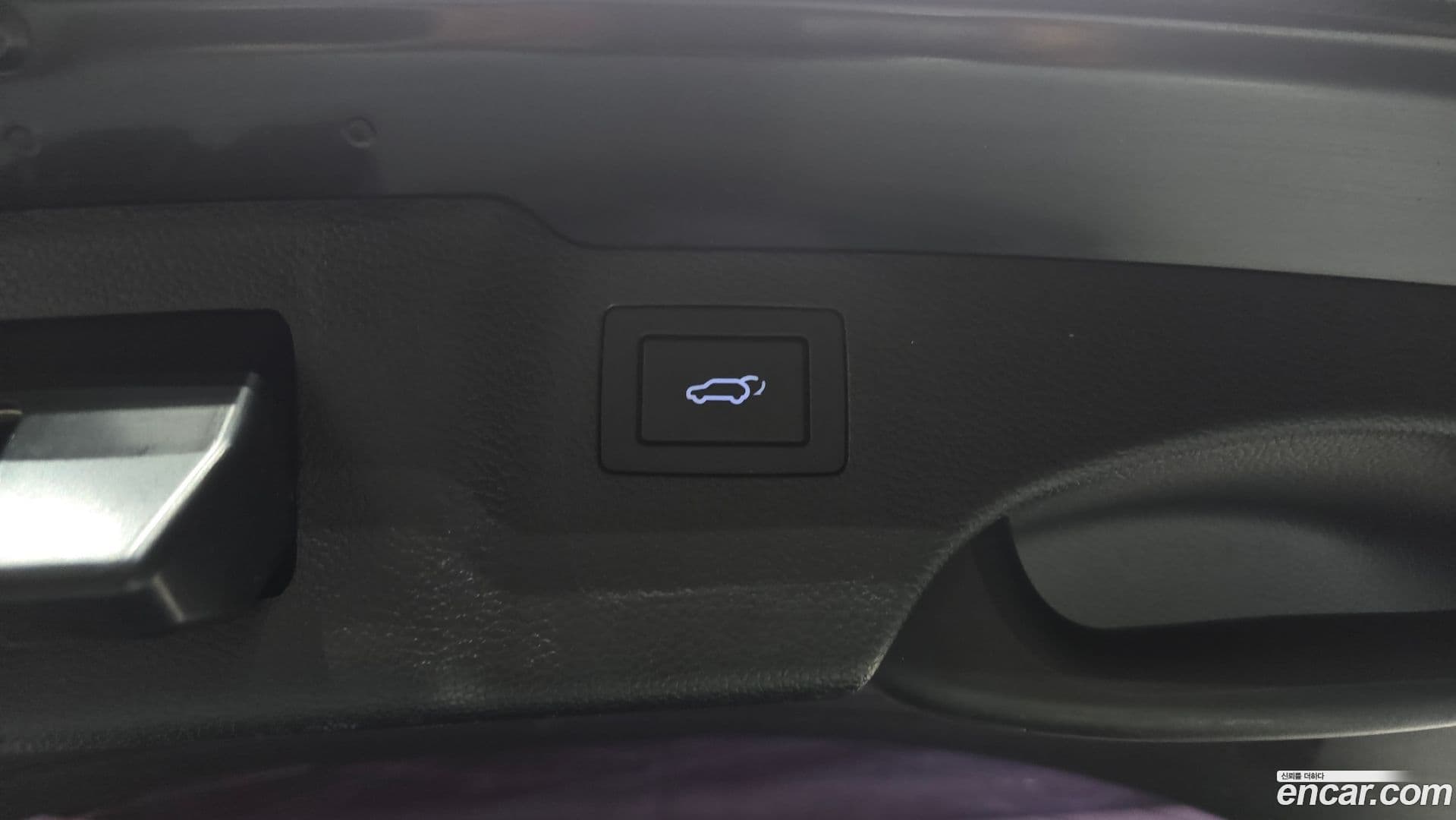 Main__Slider__Photo:Santafe Hyundai 2016.8-19