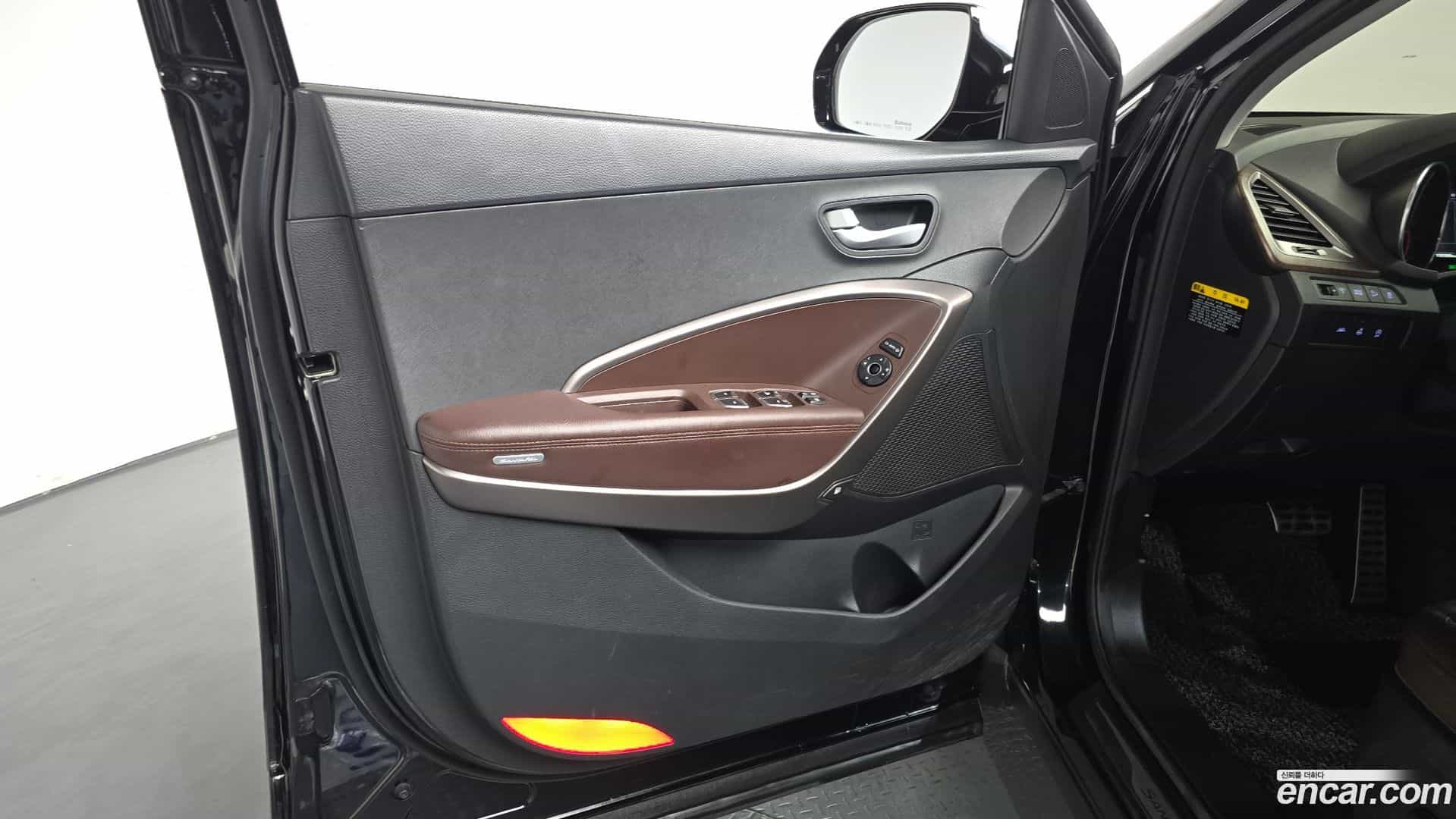 Santafe Hyundai 2016.8-INNER-034