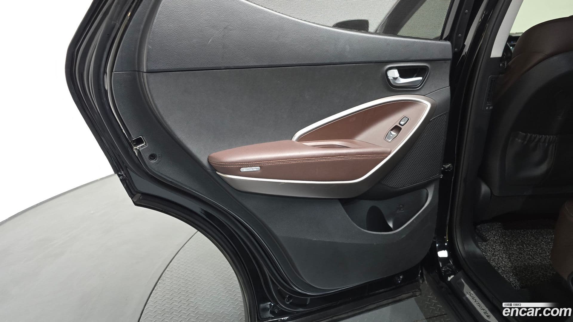 Main__Slider__Photo:Santafe Hyundai 2016.8-24
