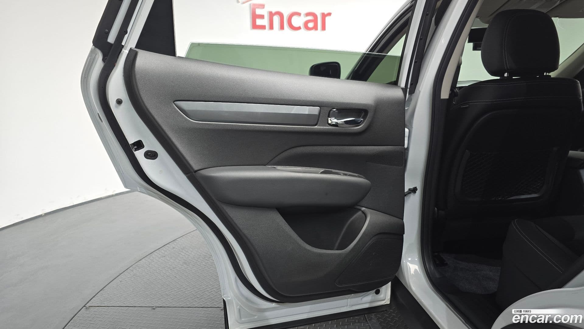 Main__Slider__Photo:QM6 Renault Korea 2024.6-24