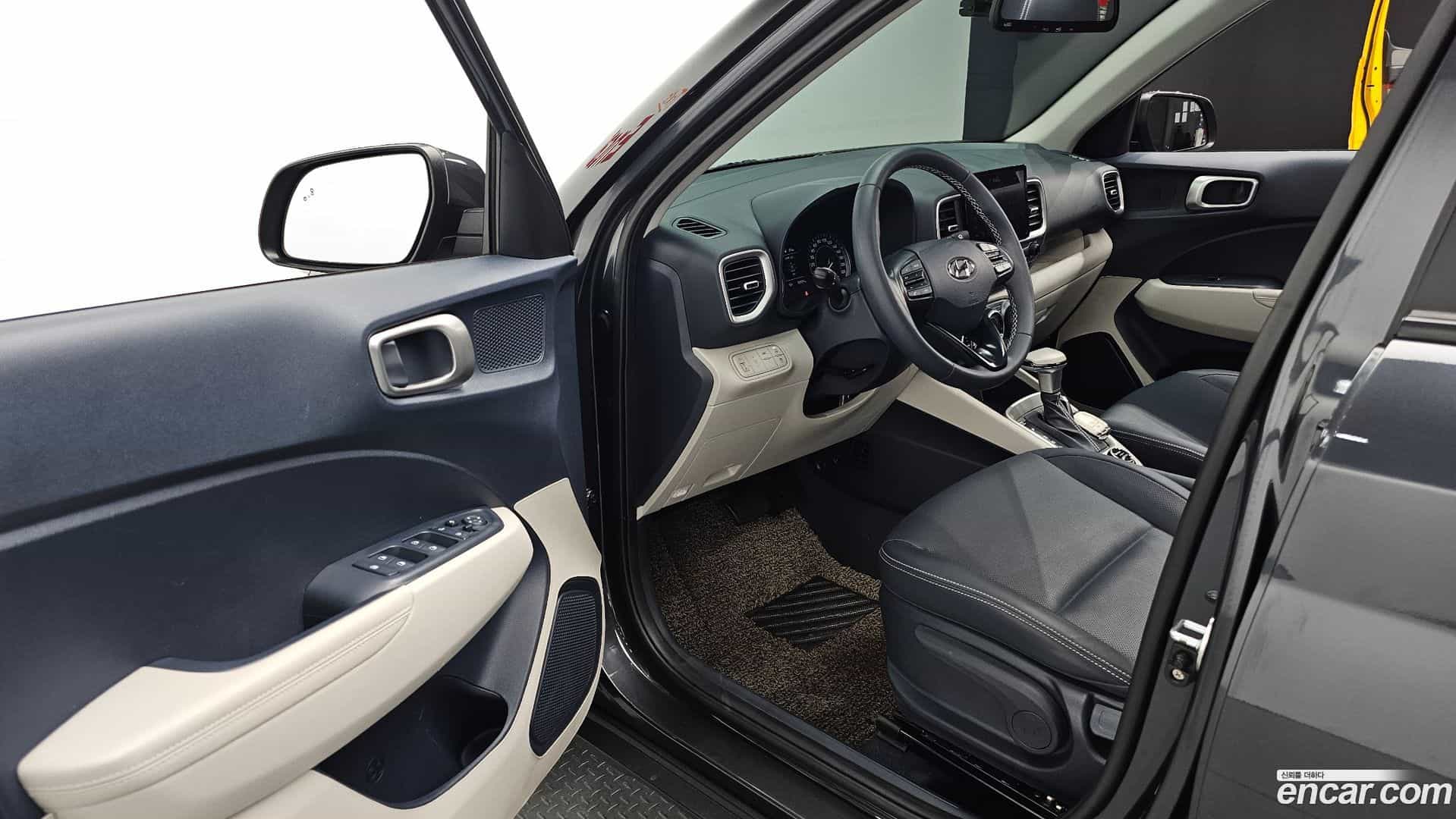 Venue Hyundai 2022.2-OPTION-015