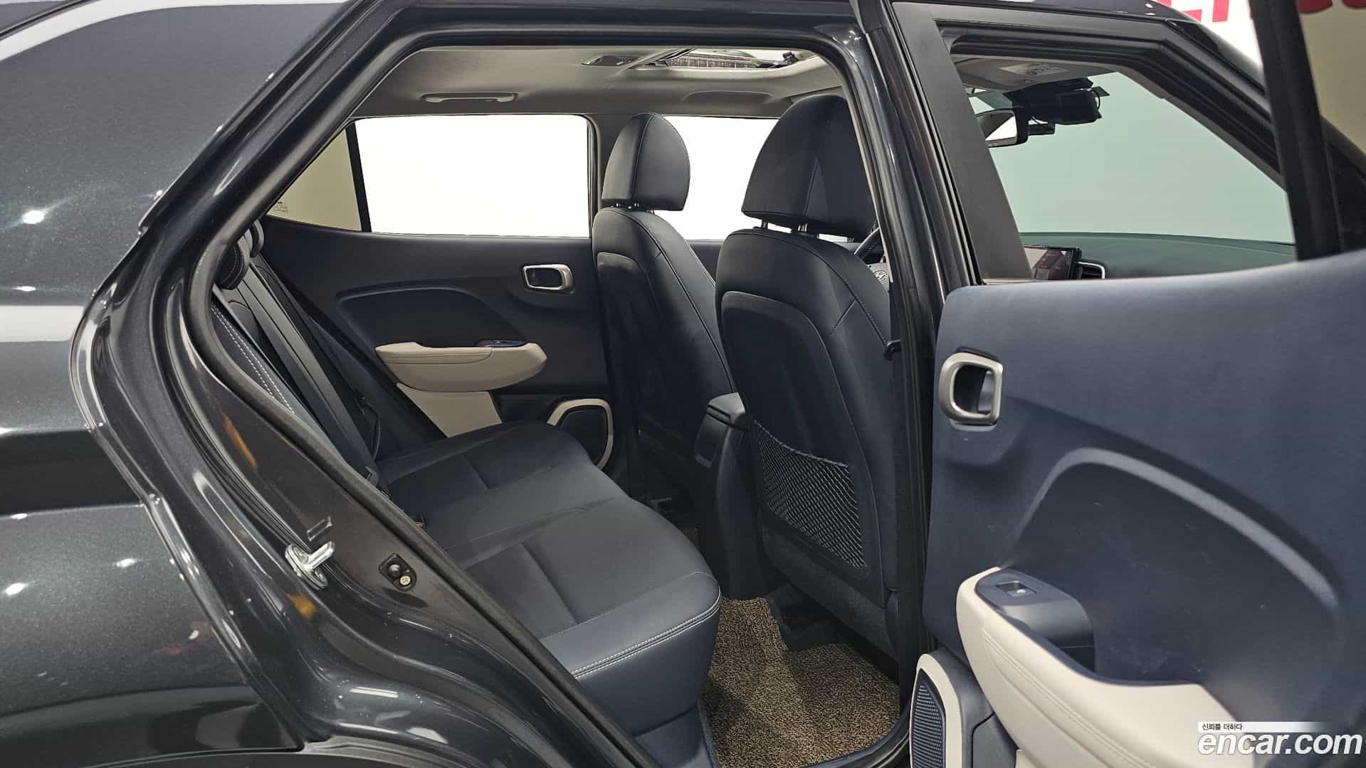 Venue Hyundai 2022.2-INNER-036