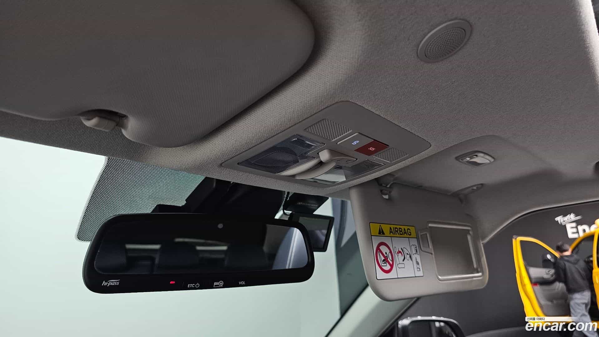 Venue Hyundai 2022.2-OPTION-044