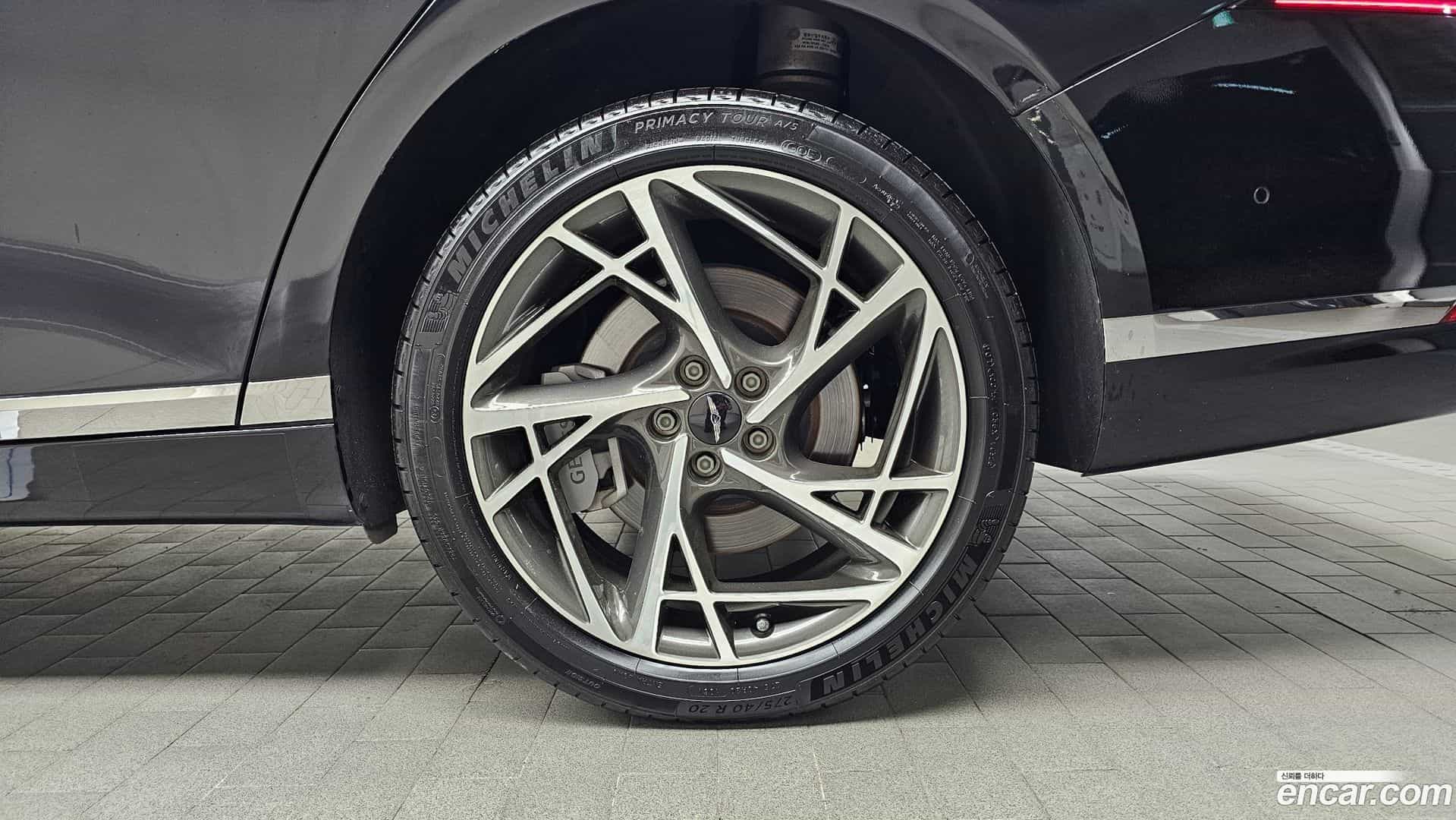 G90 Genesis 2022.1-OUTER-031