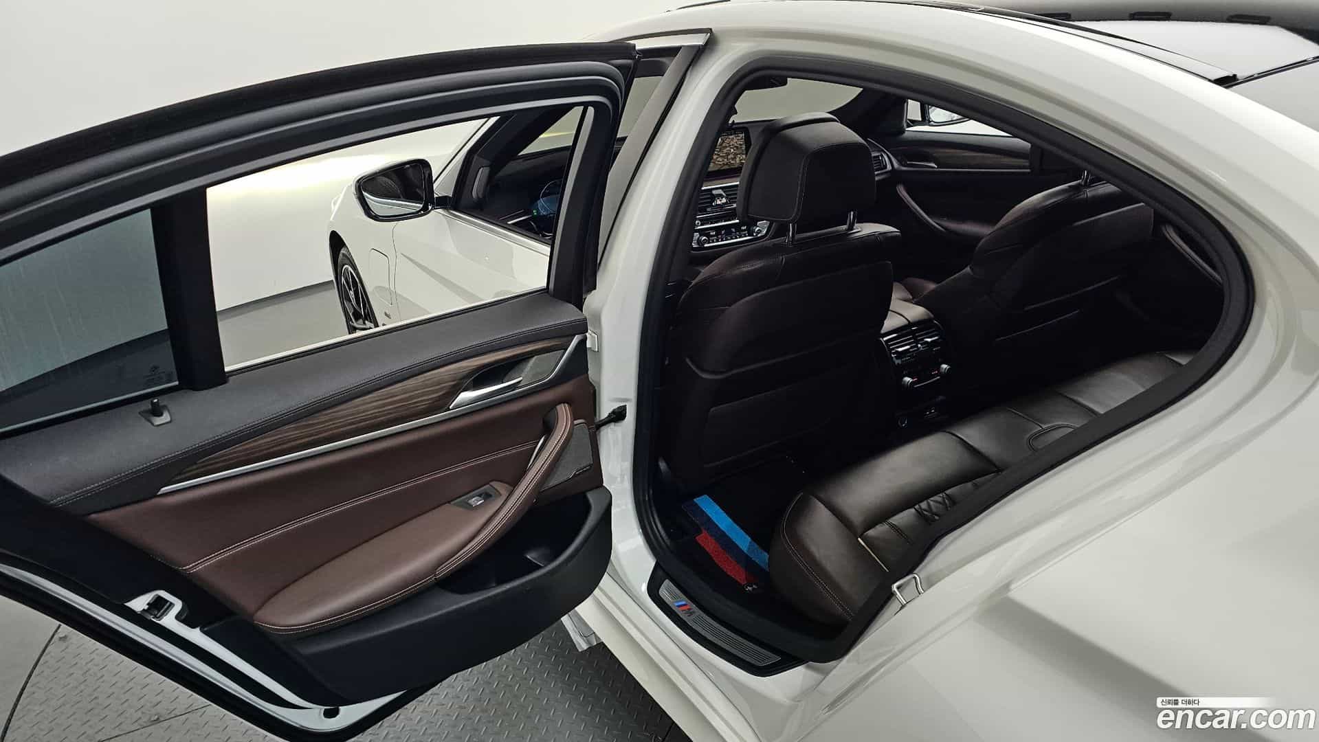 5-Series BMW 2021.0-OPTION-023