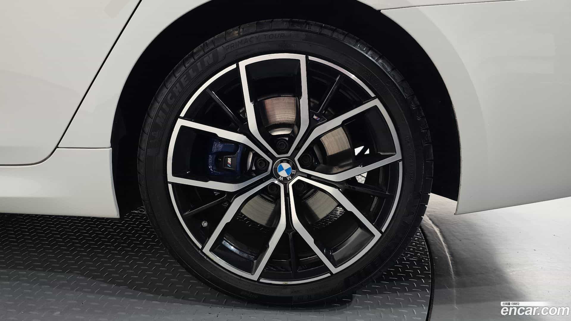 5-Series BMW 2021.0-OUTER-031
