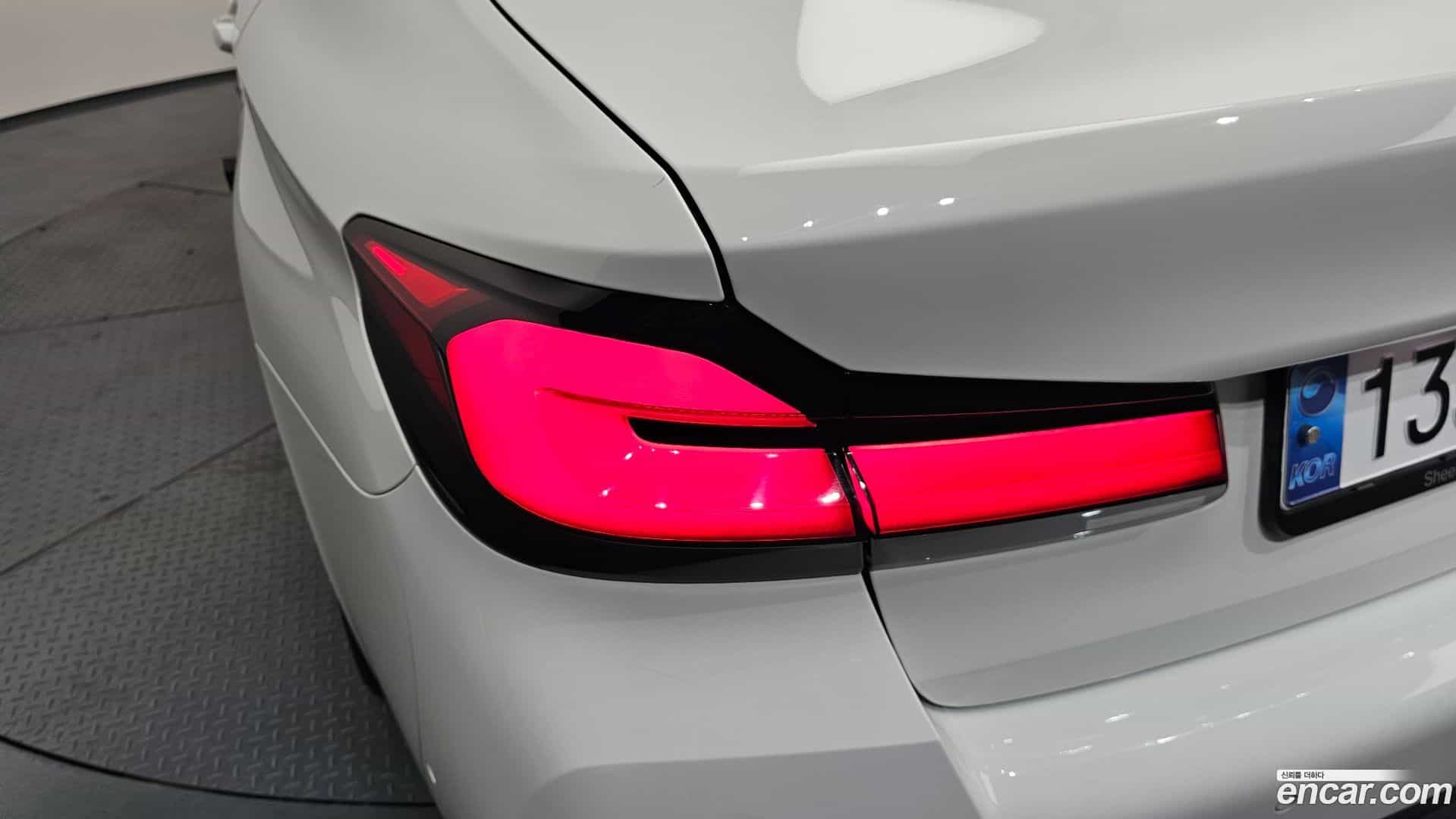5-Series BMW 2021.0-OUTER-033