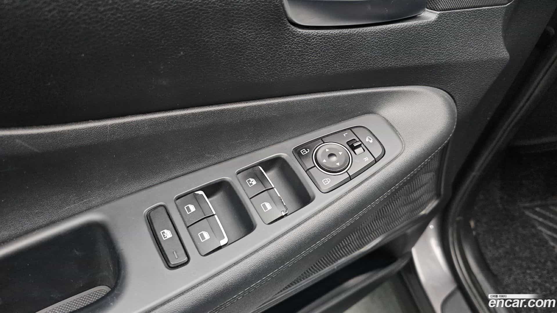 Santafe Hyundai 2021.5-OPTION-017