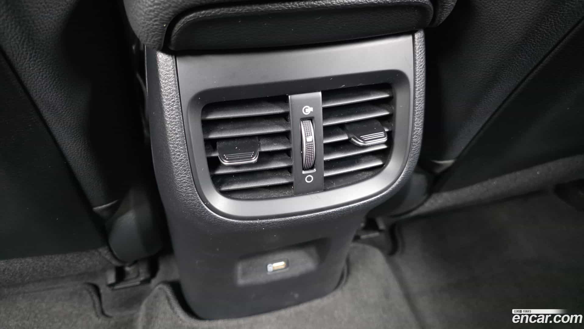 K3 Kia 2023.1-OPTION-042