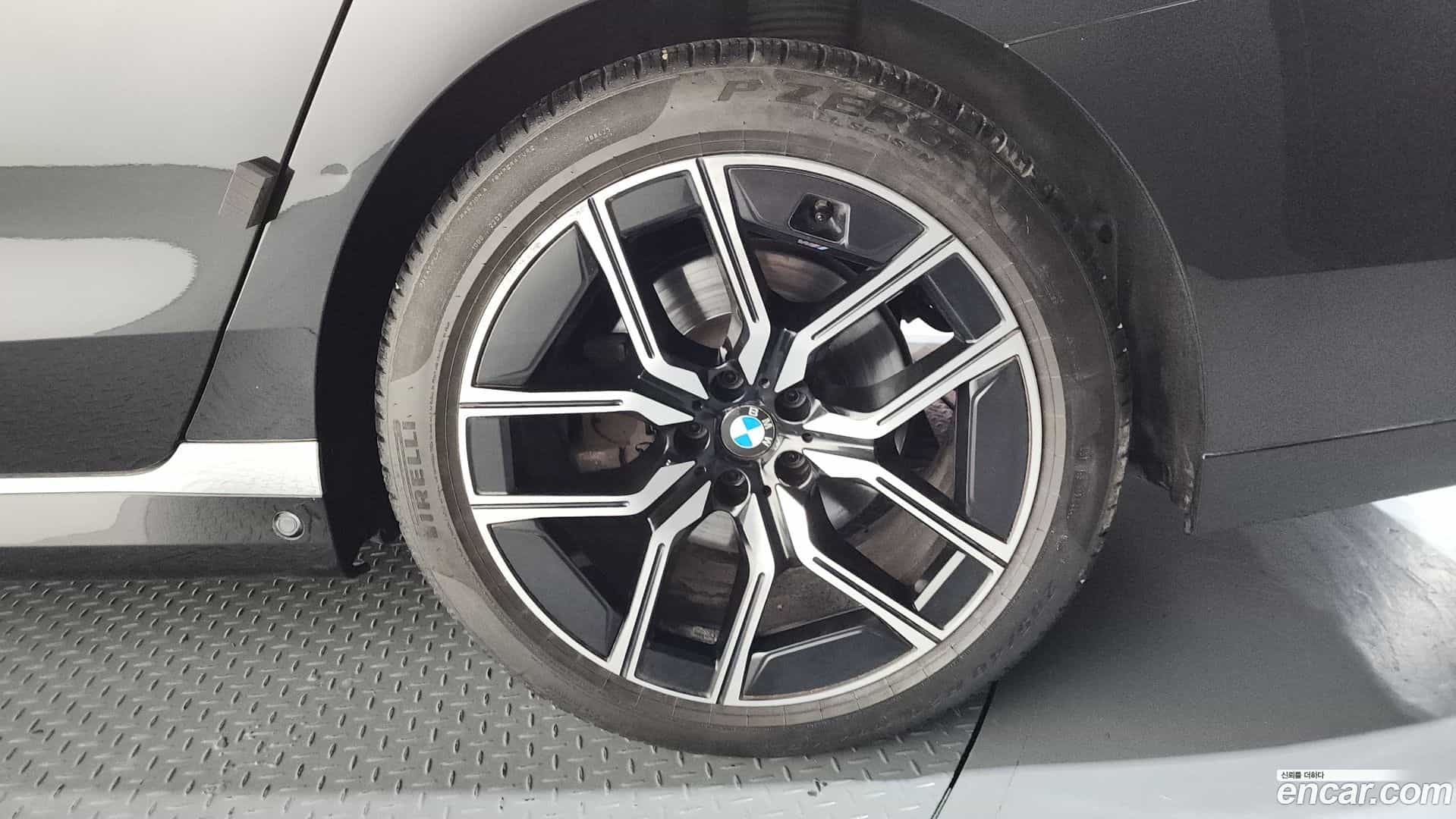 7-Series BMW 2023.3-OUTER-031