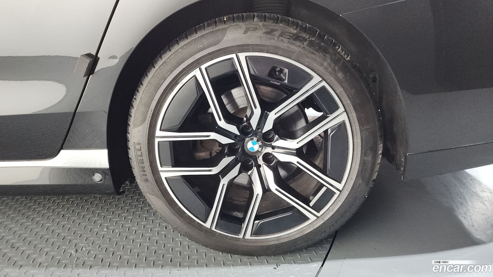 Main__Slider__Photo:7-Series BMW 2023.3-20