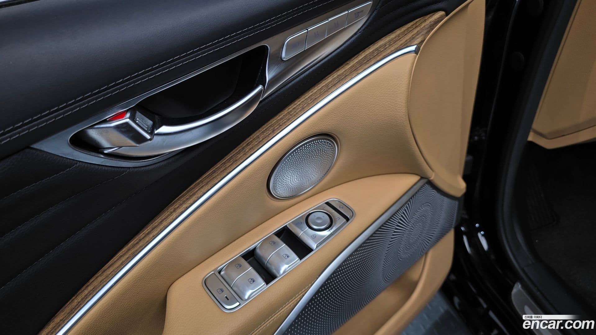 Main__Slider__Photo:K9 Kia 2021.7-27