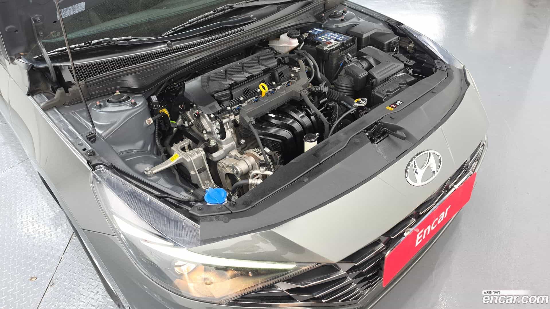 AVANTE Hyundai 2020.6-OUTER-006