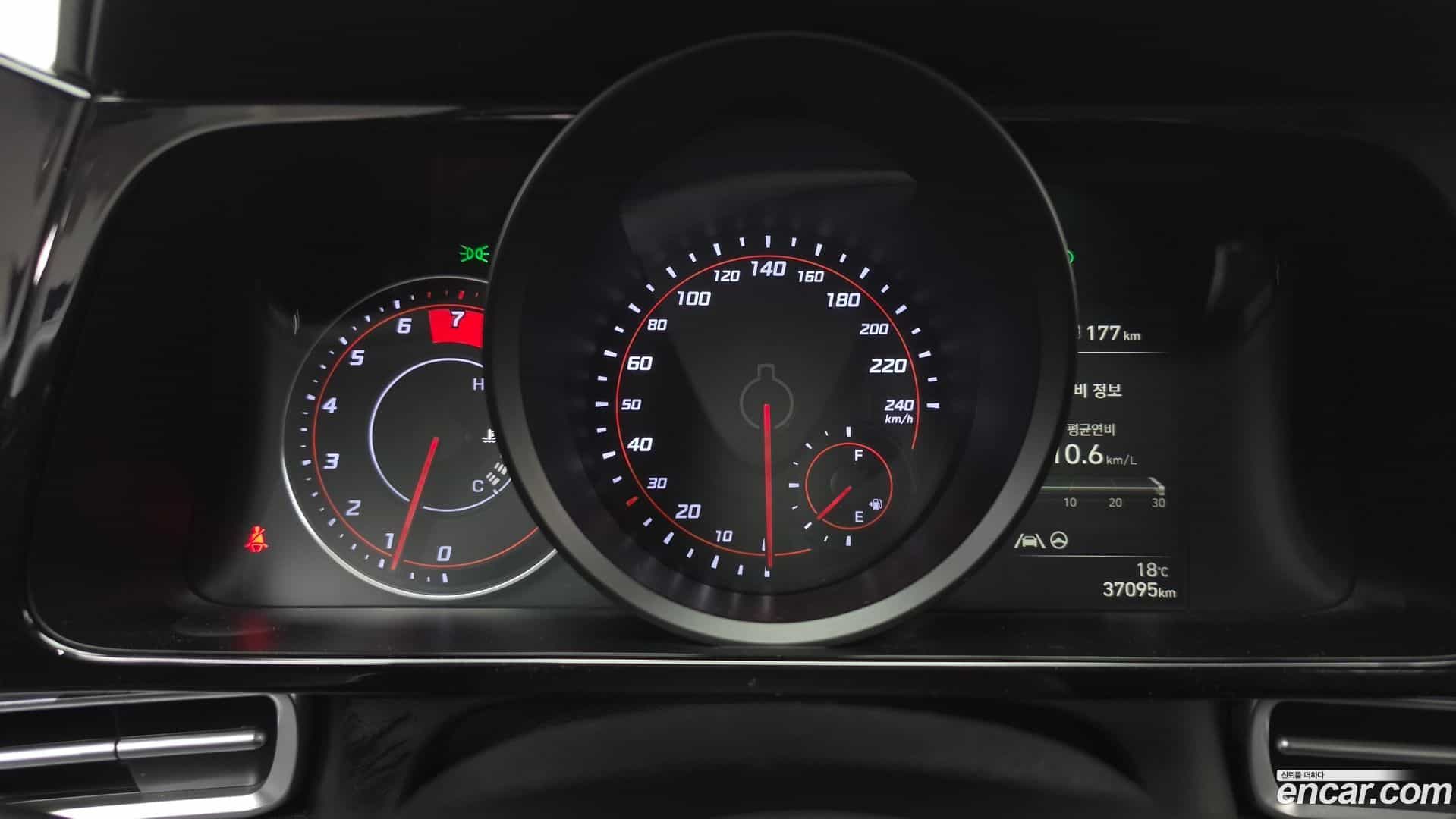 AVANTE Hyundai 2020.6-INNER-008