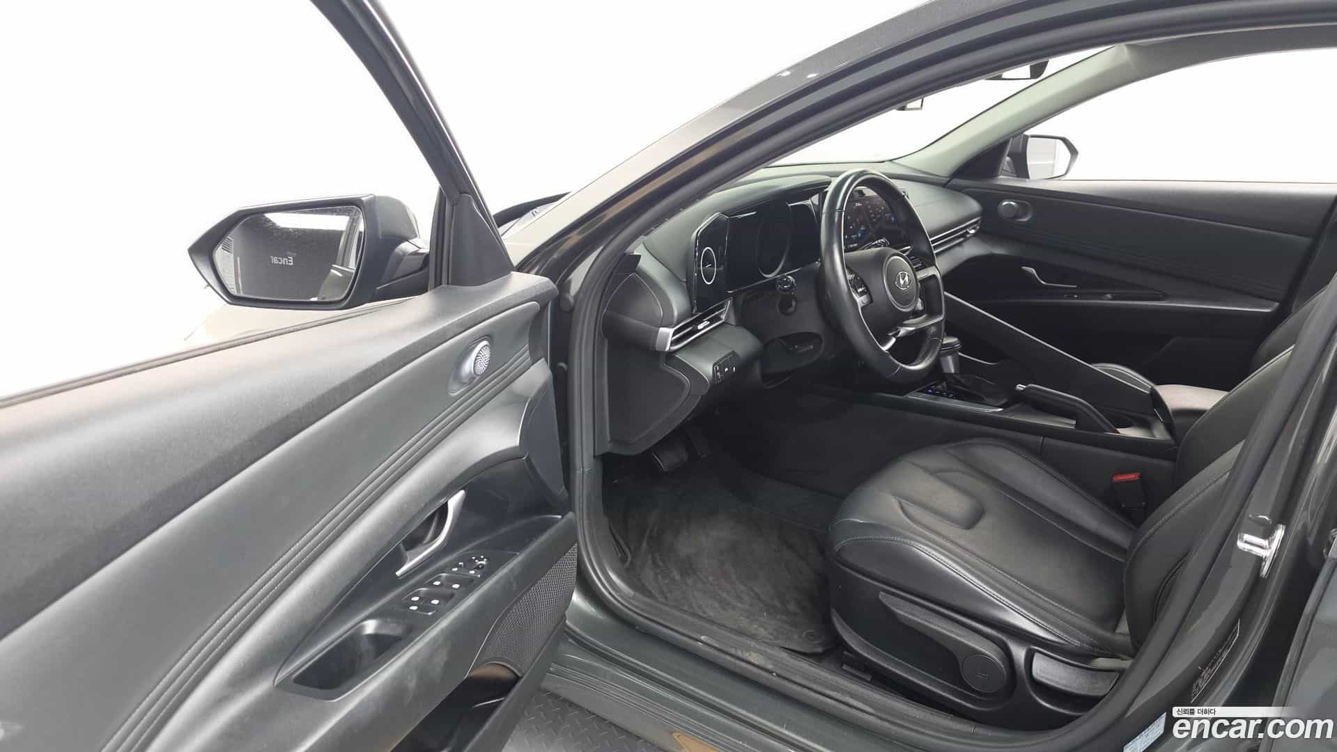 AVANTE Hyundai 2020.6-INNER-010