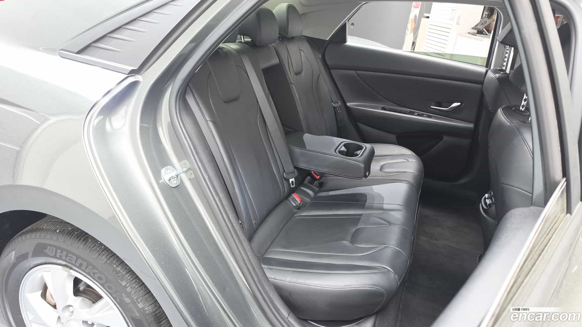 AVANTE Hyundai 2020.6-OPTION-015