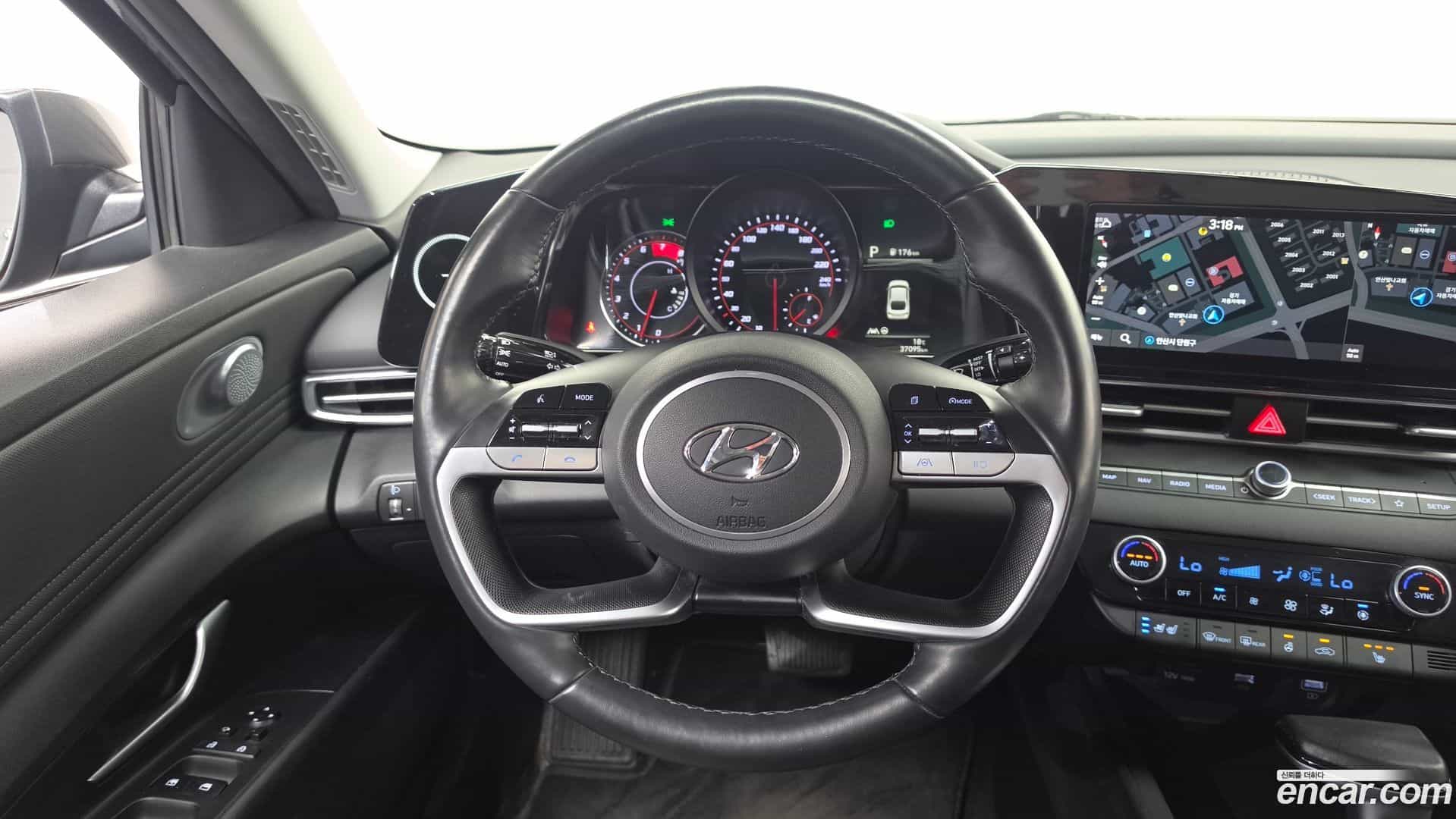 AVANTE Hyundai 2020.6-OPTION-018