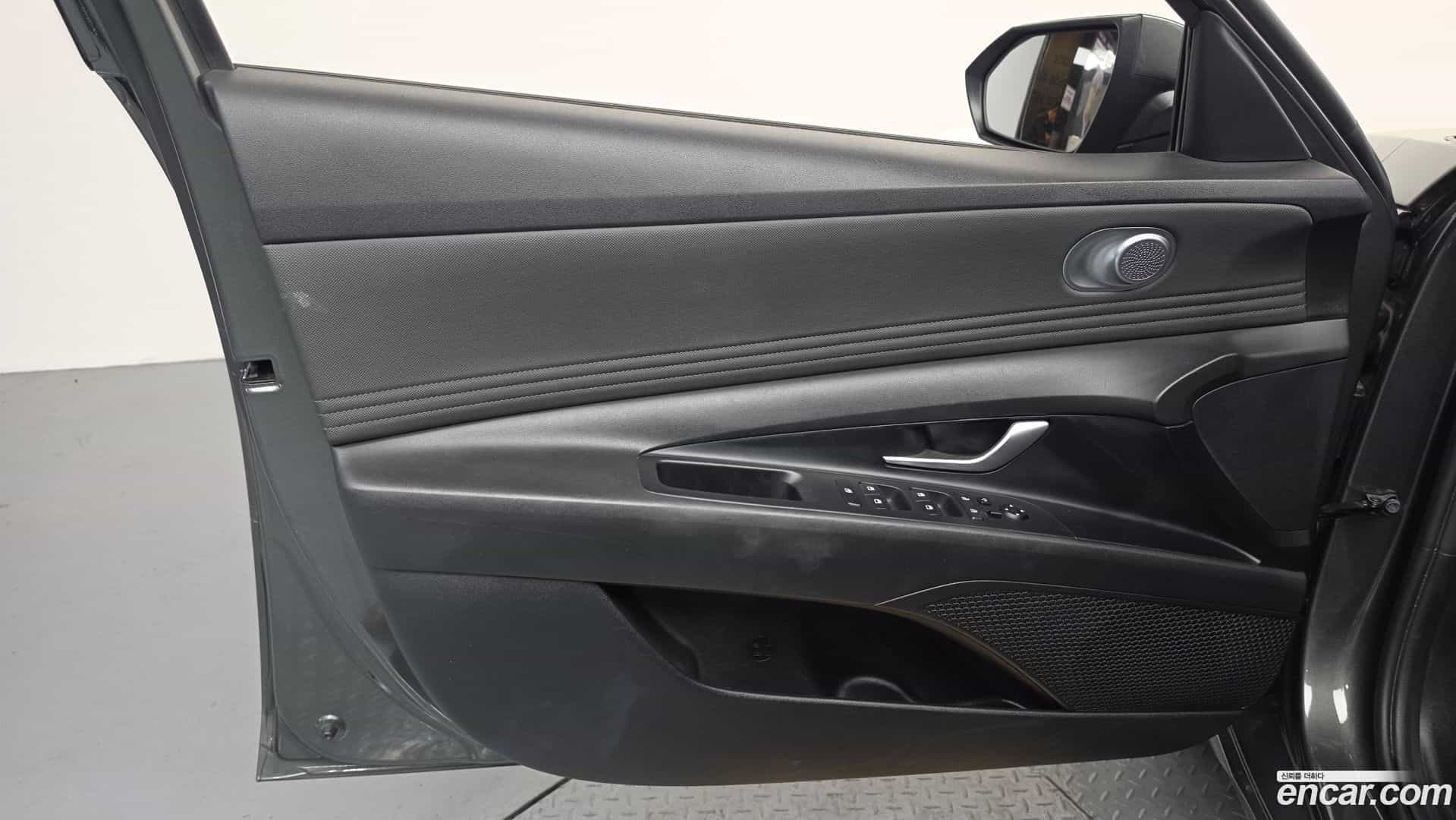AVANTE Hyundai 2020.6-INNER-034