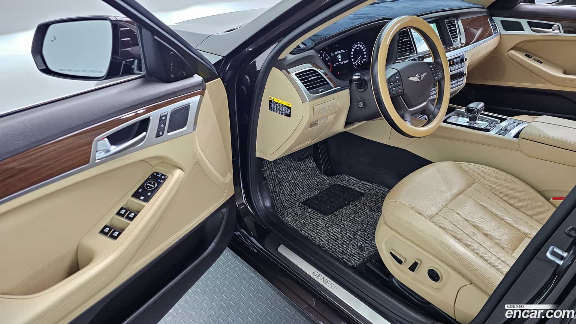 G80 Genesis 2018.11-INNER-010