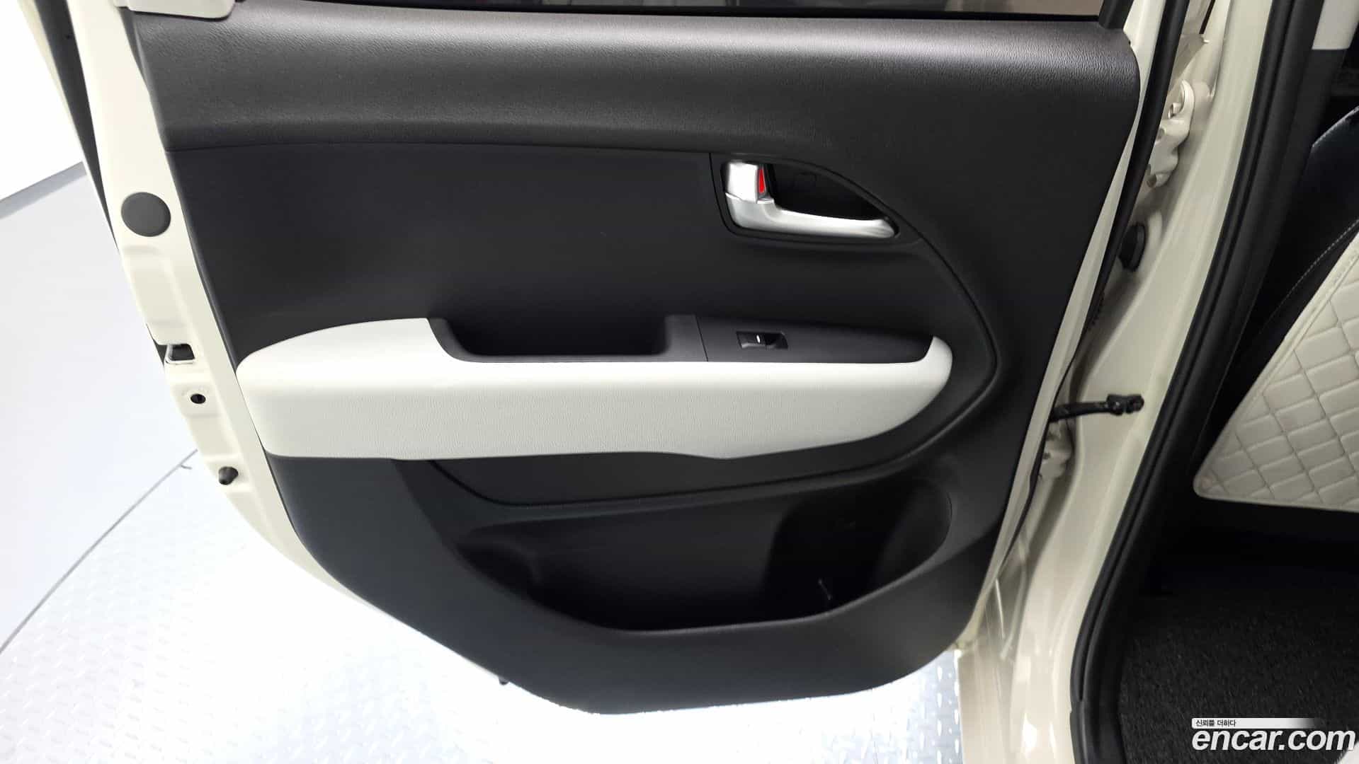RAY Kia 2025.0-INNER-035
