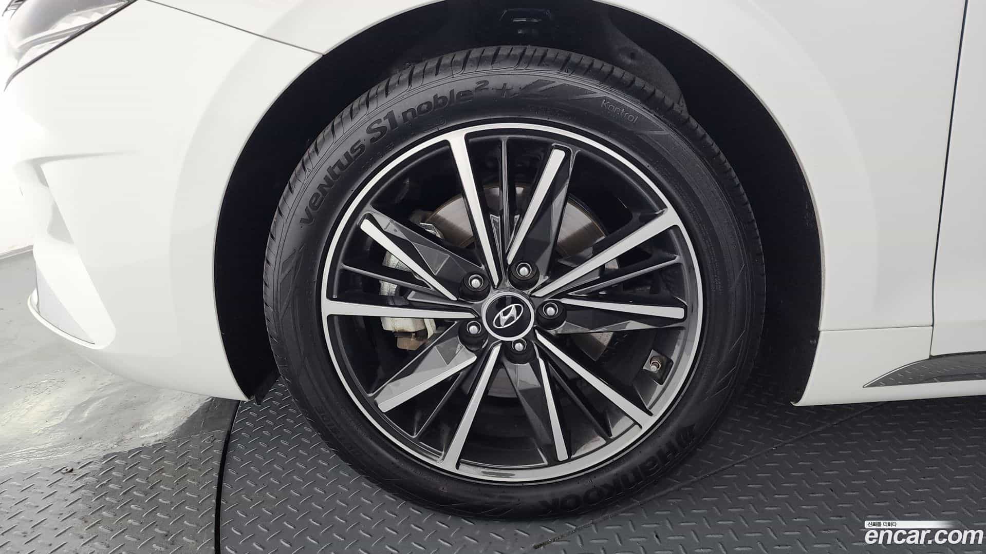 Grandeur Hyundai 2022.6-OUTER-005