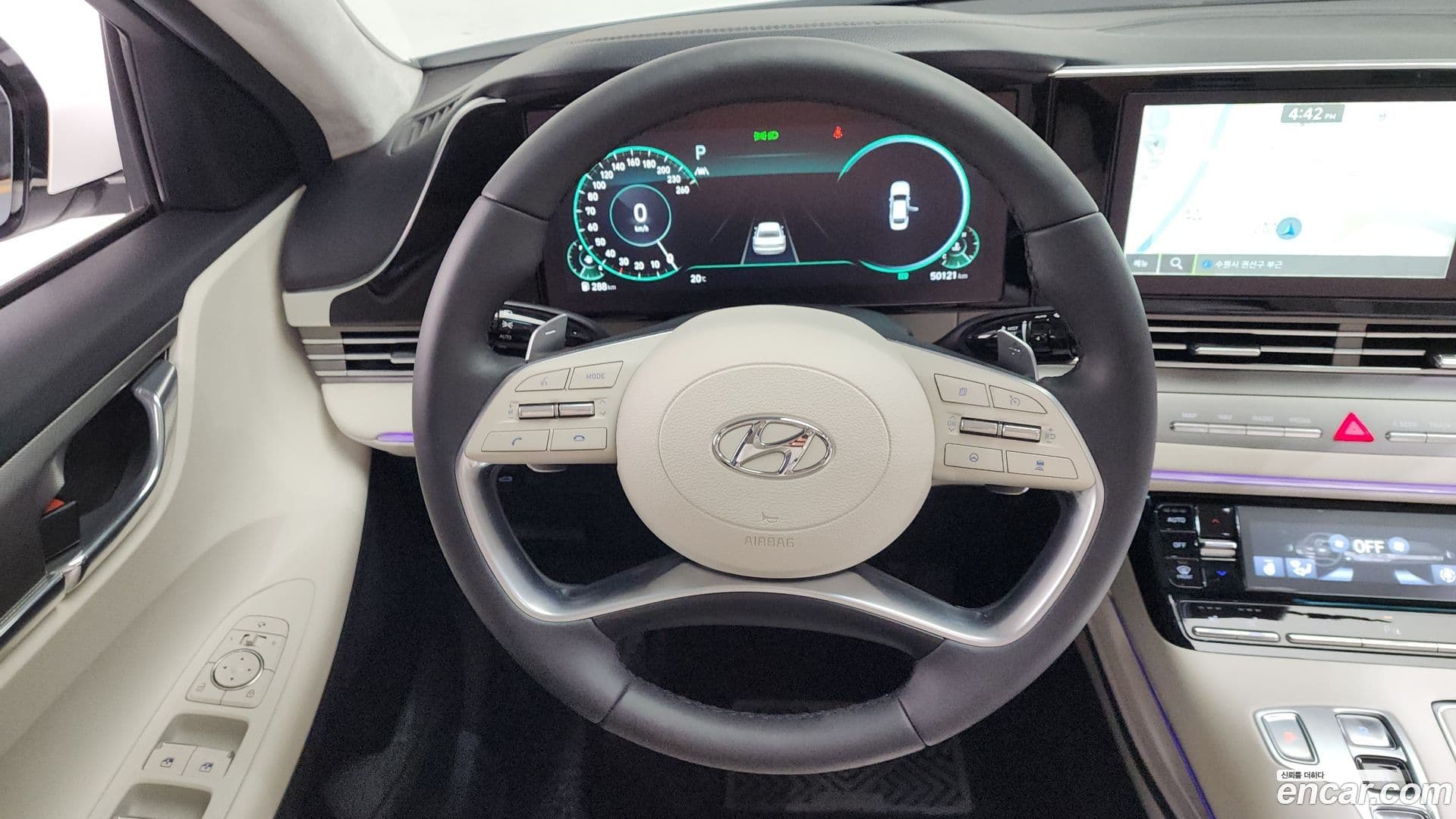 Main__Slider__Photo:Grandeur Hyundai 2022.6-13