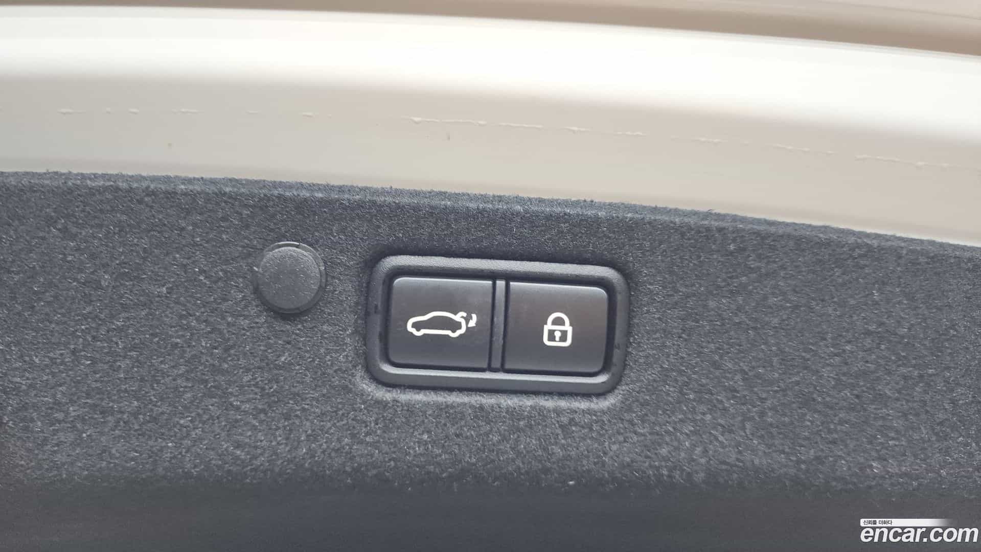 Grandeur Hyundai 2022.6-OPTION-021