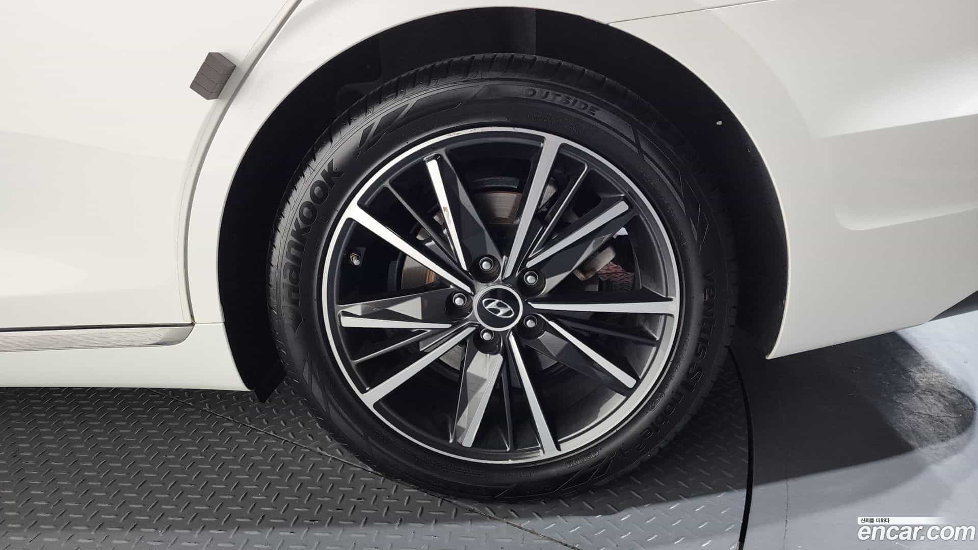 Grandeur Hyundai 2022.6-OUTER-031
