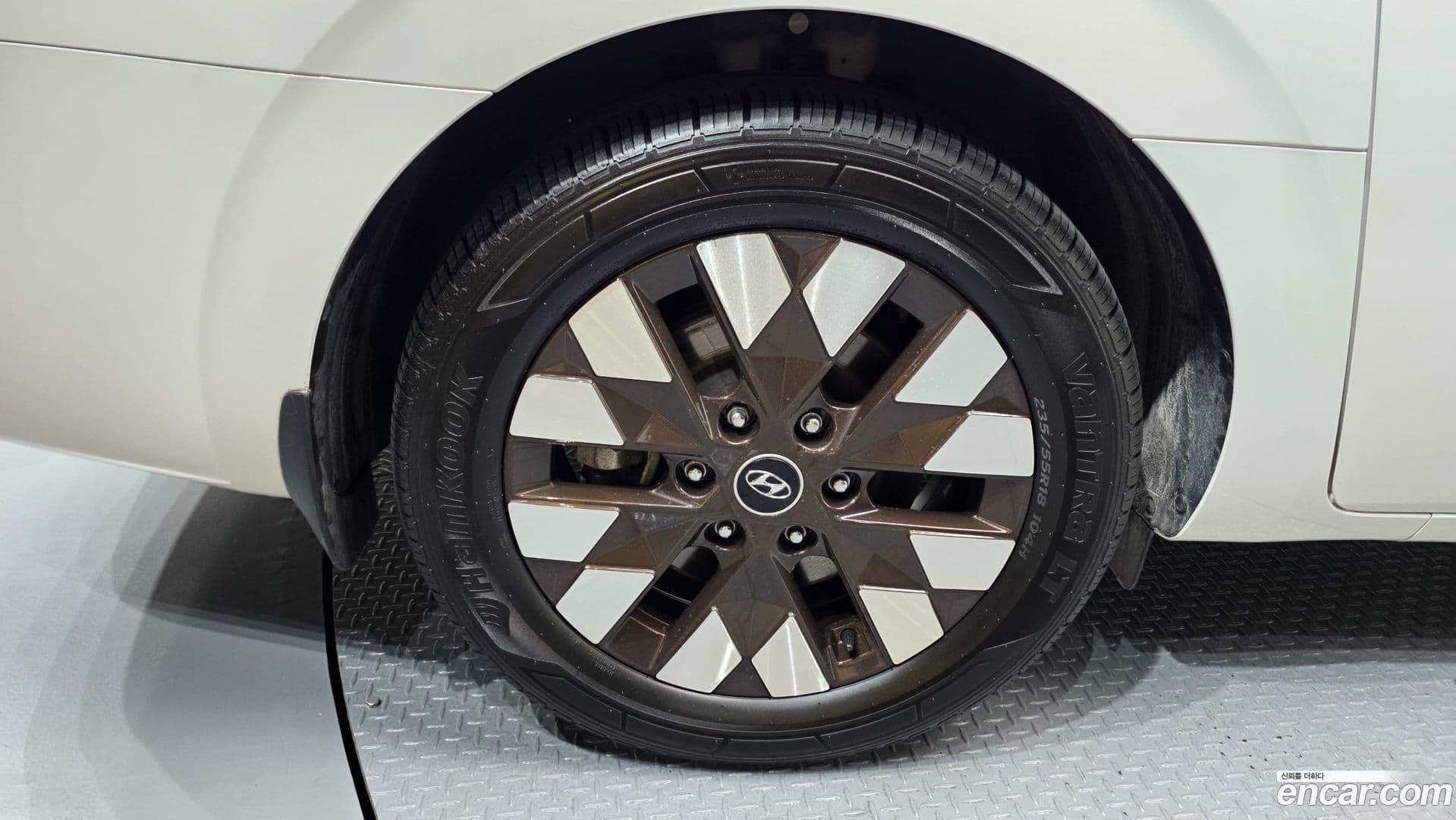 Main__Slider__Photo:Staria Hyundai 2024.2-4