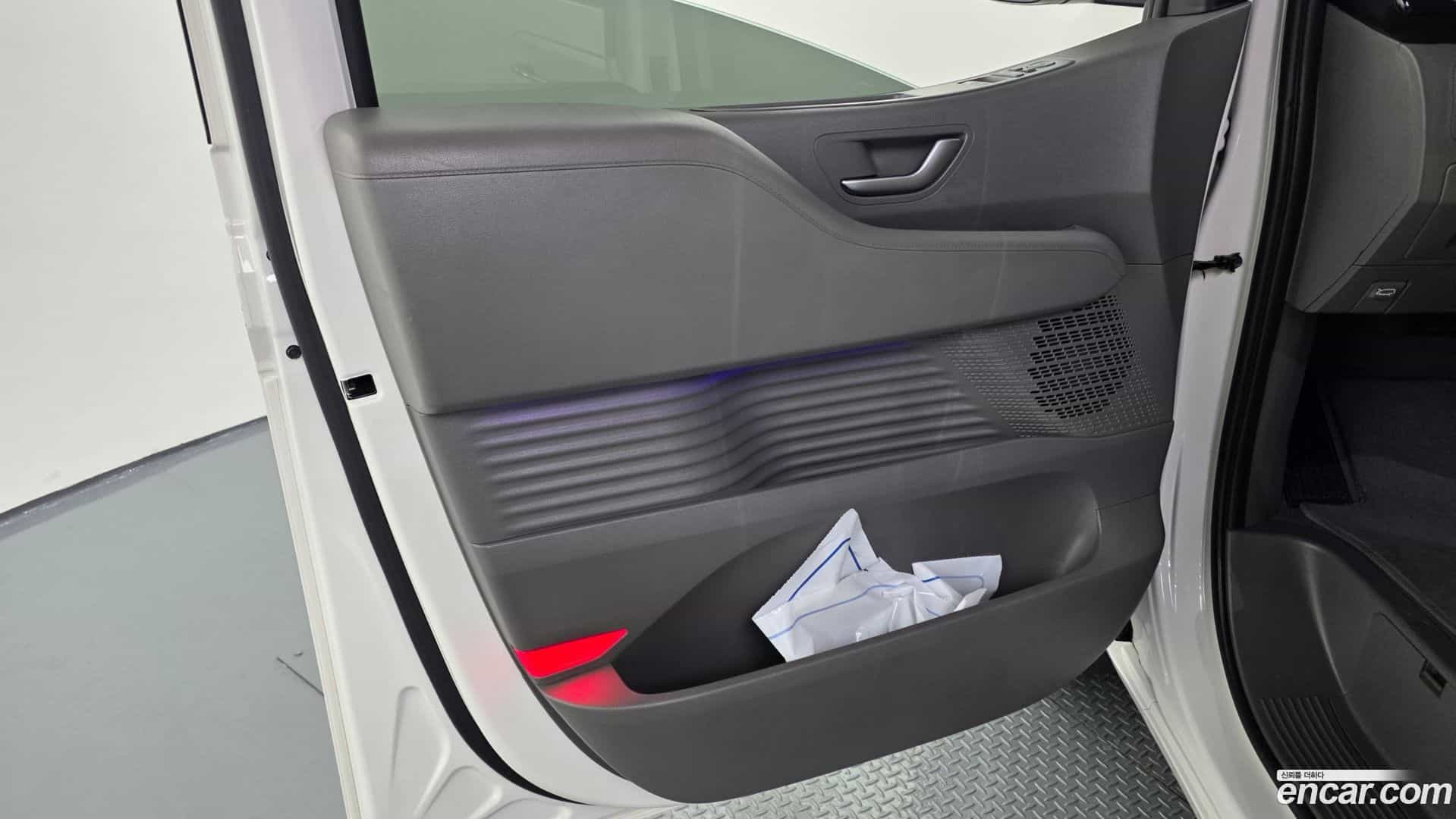 Staria Hyundai 2024.2-INNER-034
