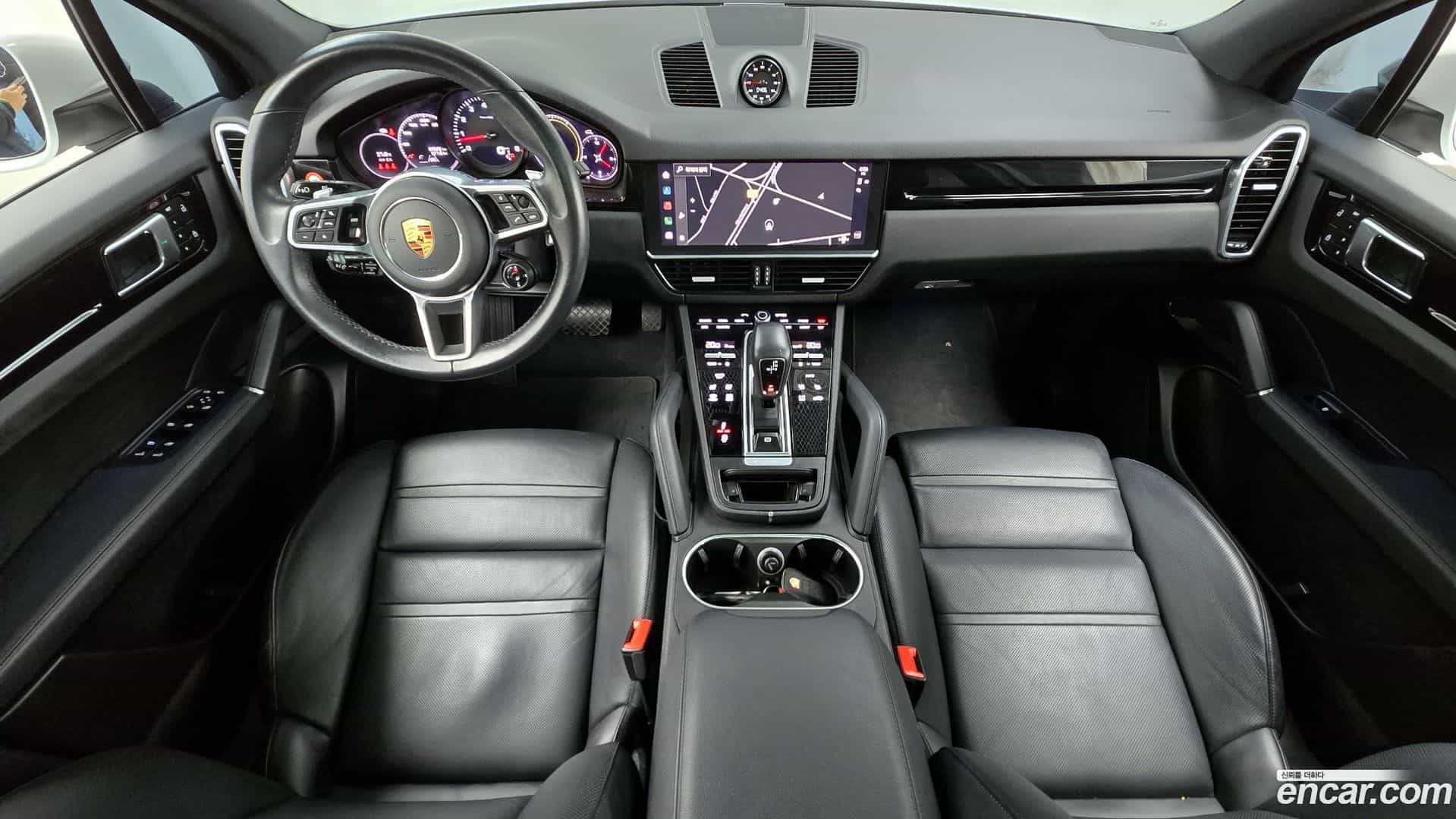Cayenne Porsche 2022.10-INNER-007