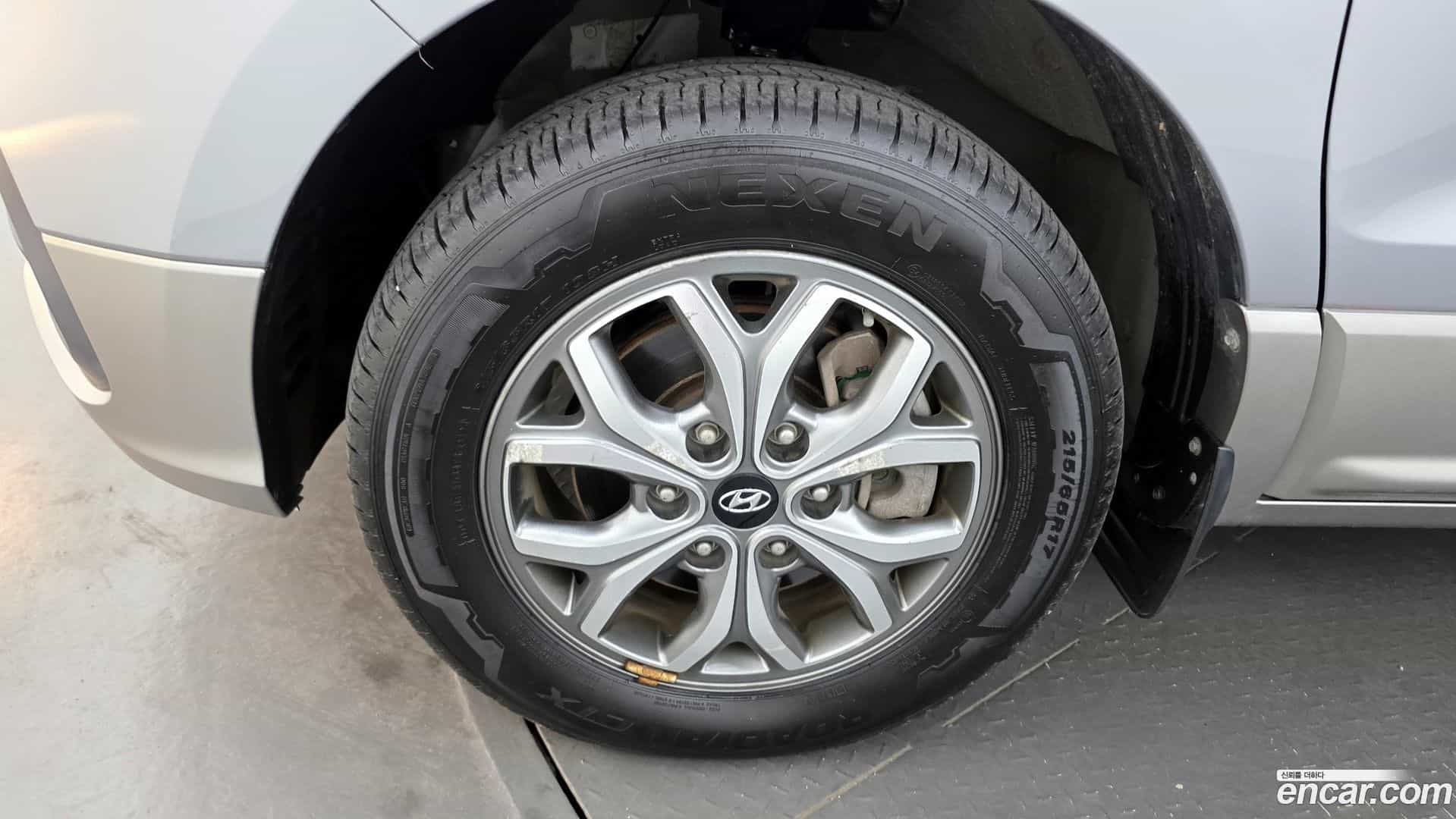 Starex Hyundai 2019.0-OUTER-005
