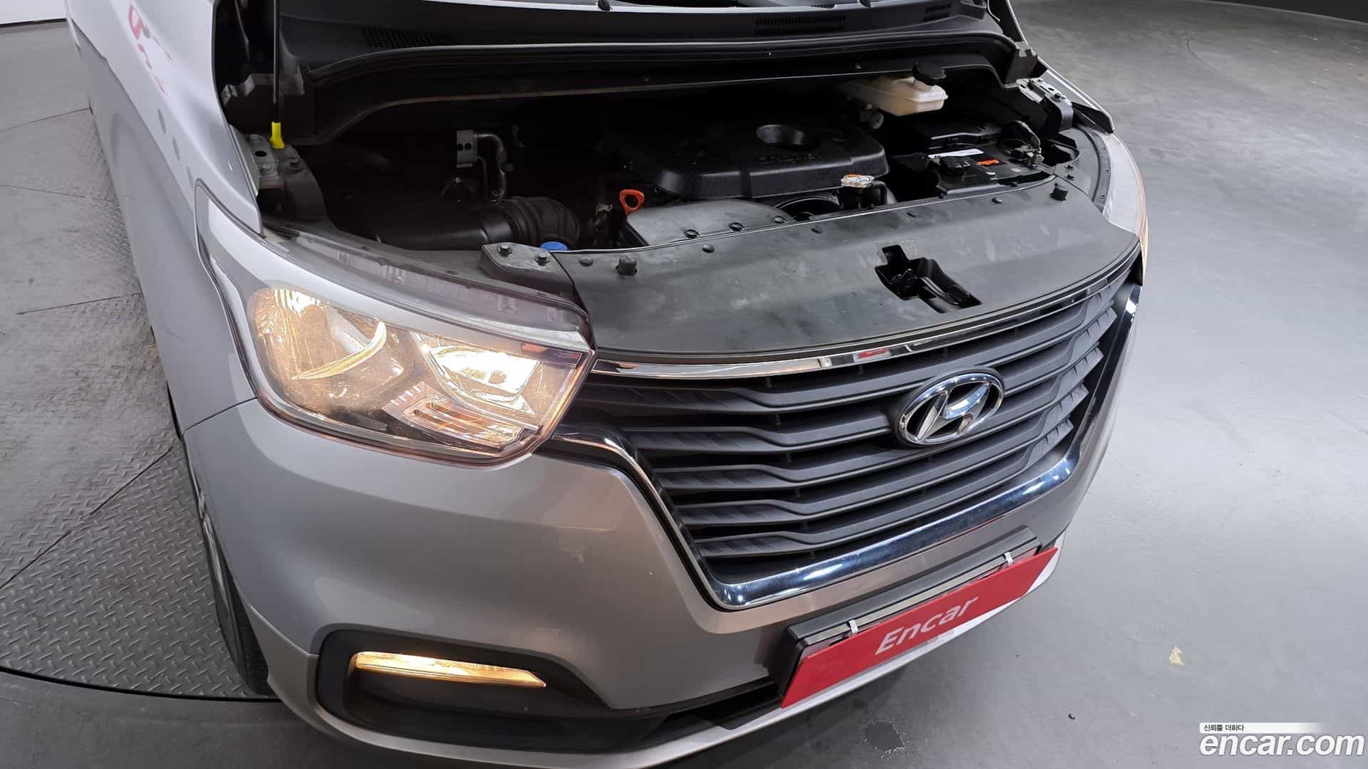 Starex Hyundai 2019.0-OUTER-006