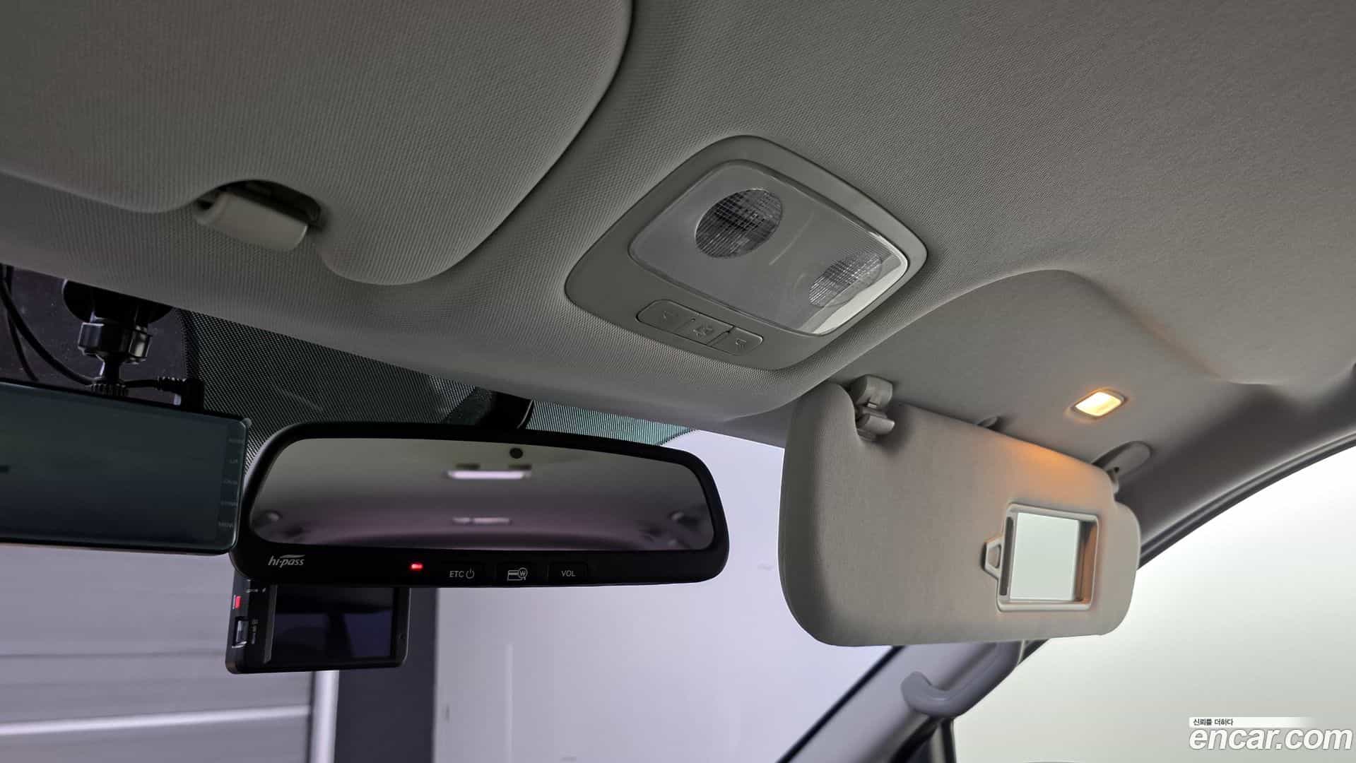 Starex Hyundai 2019.0-OPTION-040