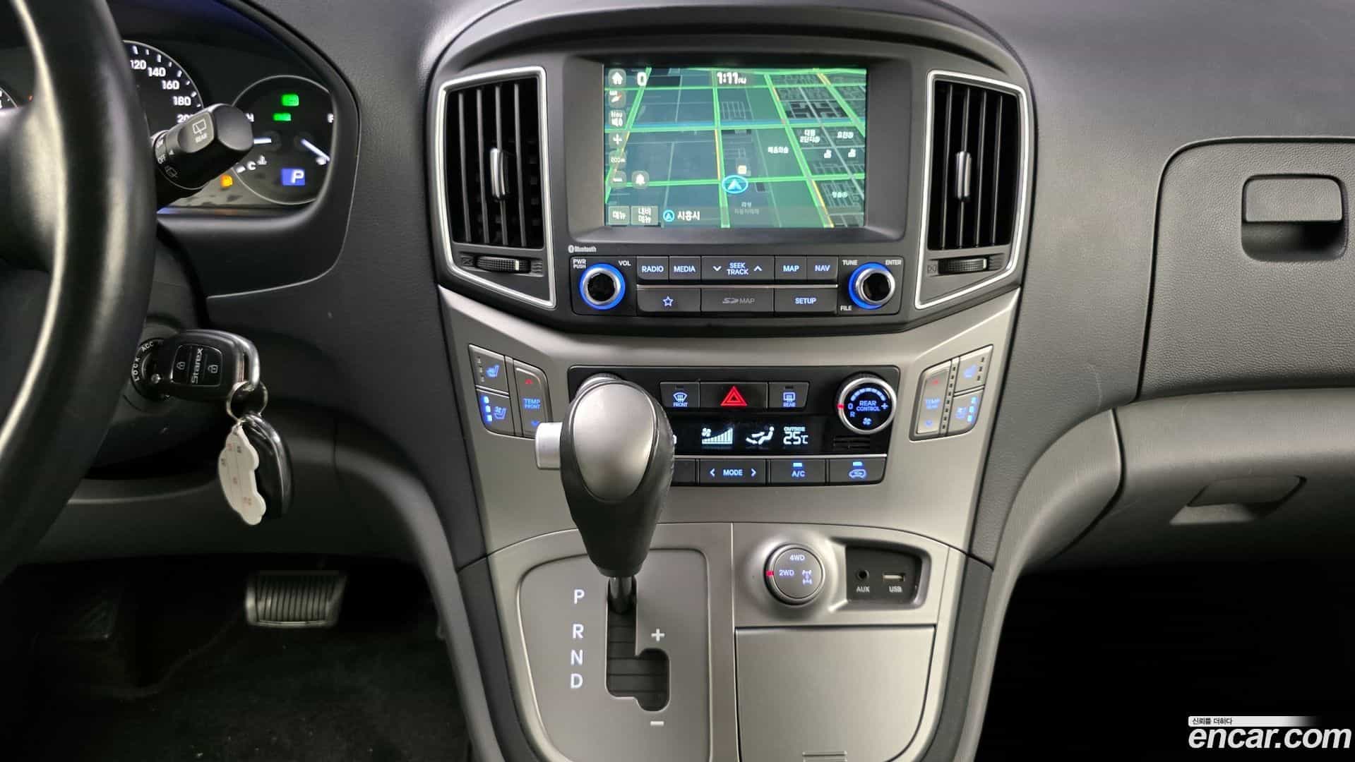 Starex Hyundai 2019.0-OPTION-041
