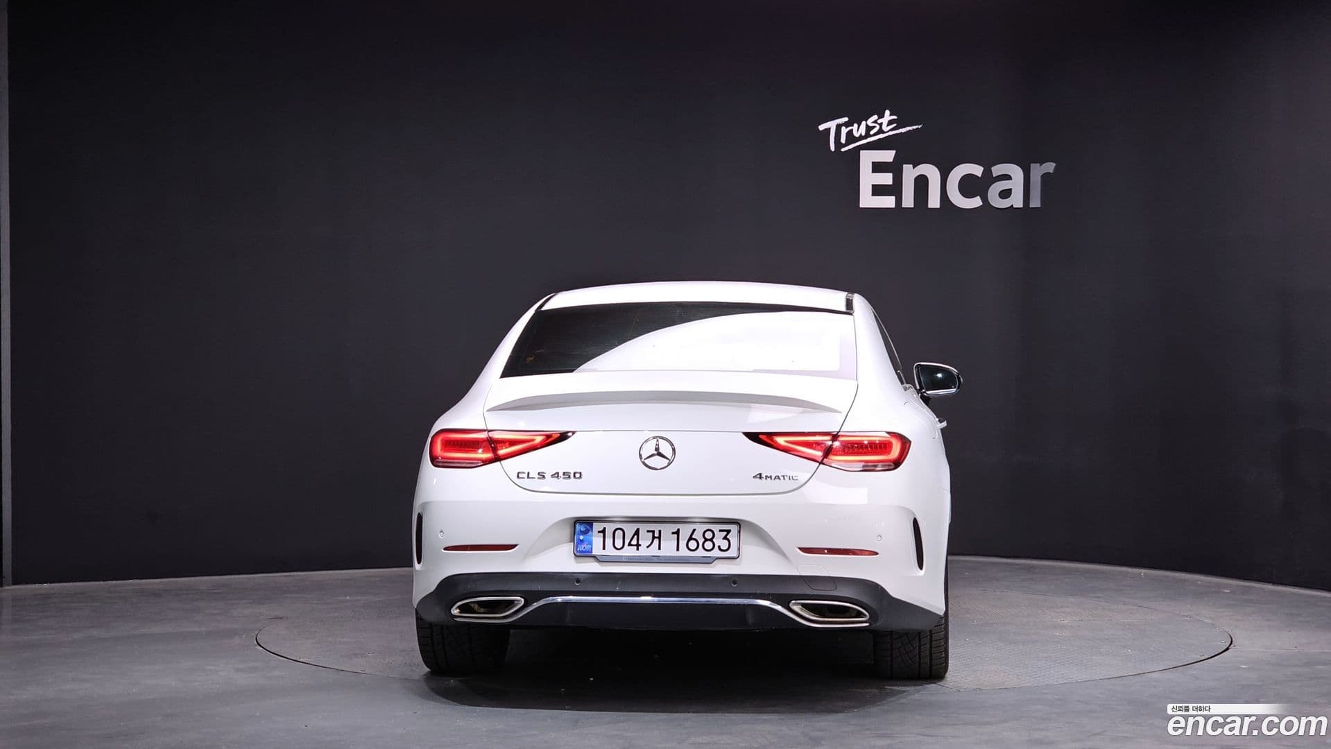 Main__Slider__Photo:CLS-Class Mercedes-Benz 2021.3-3