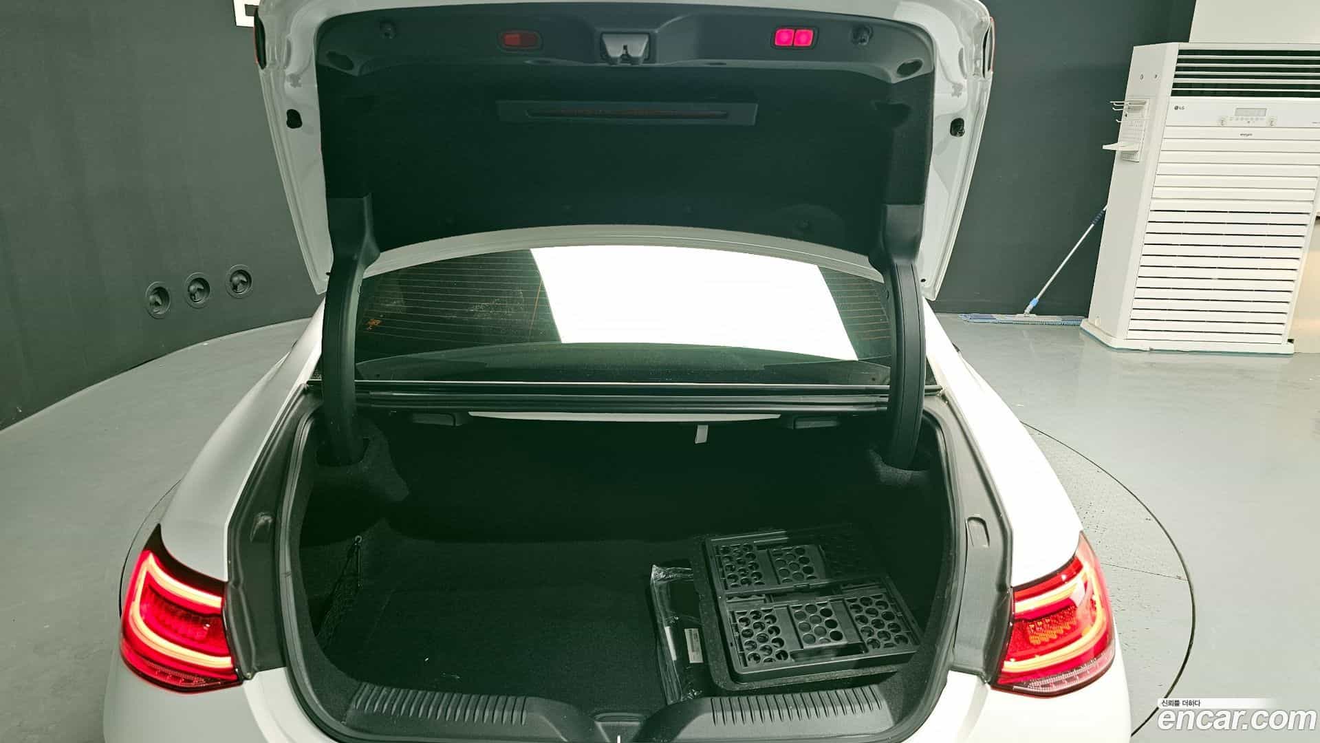 CLS-Class Mercedes-Benz 2021.3-OPTION-024