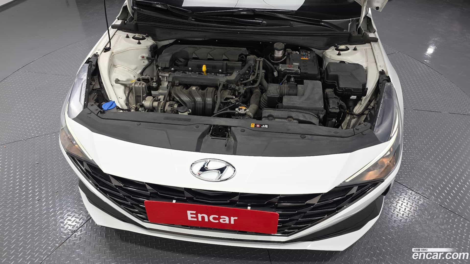 AVANTE Hyundai 2020.6-OUTER-006