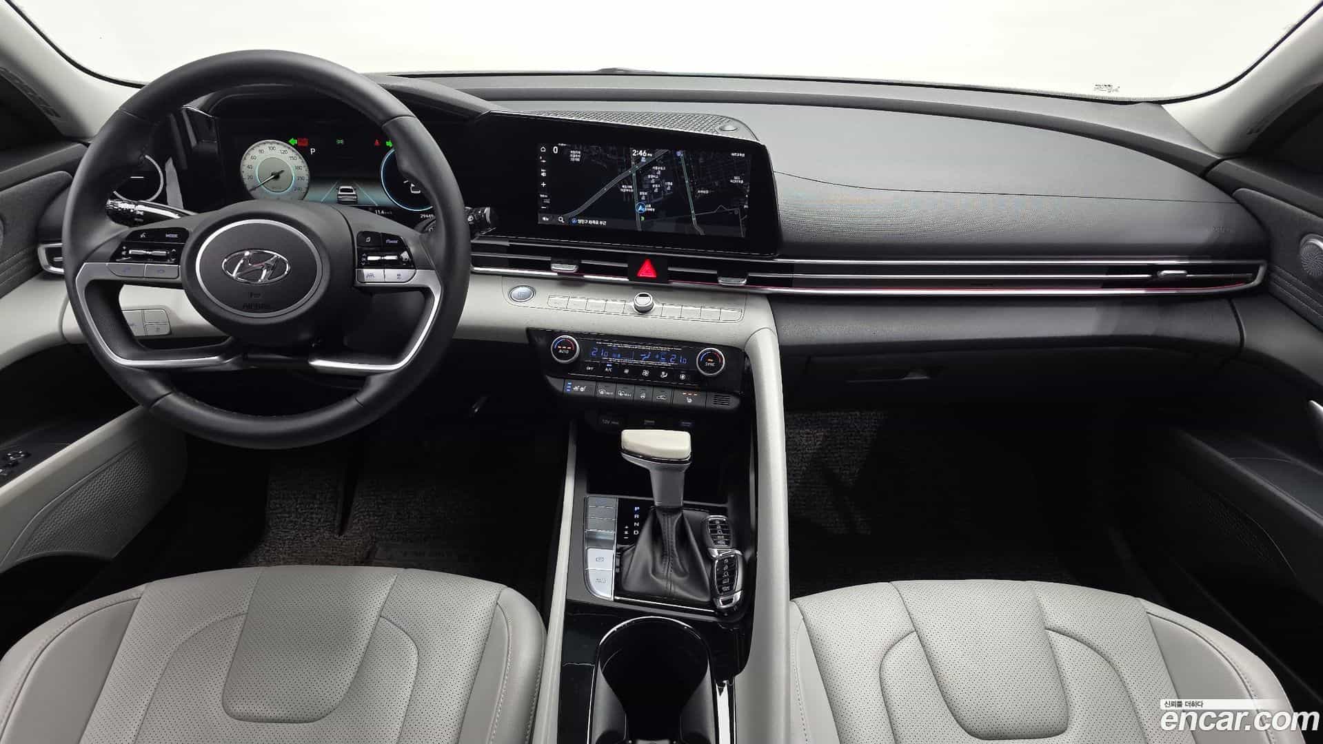 AVANTE Hyundai 2020.6-INNER-007