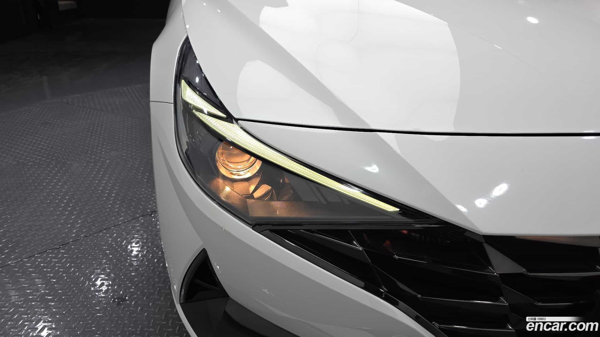 AVANTE Hyundai 2020.6-OUTER-032