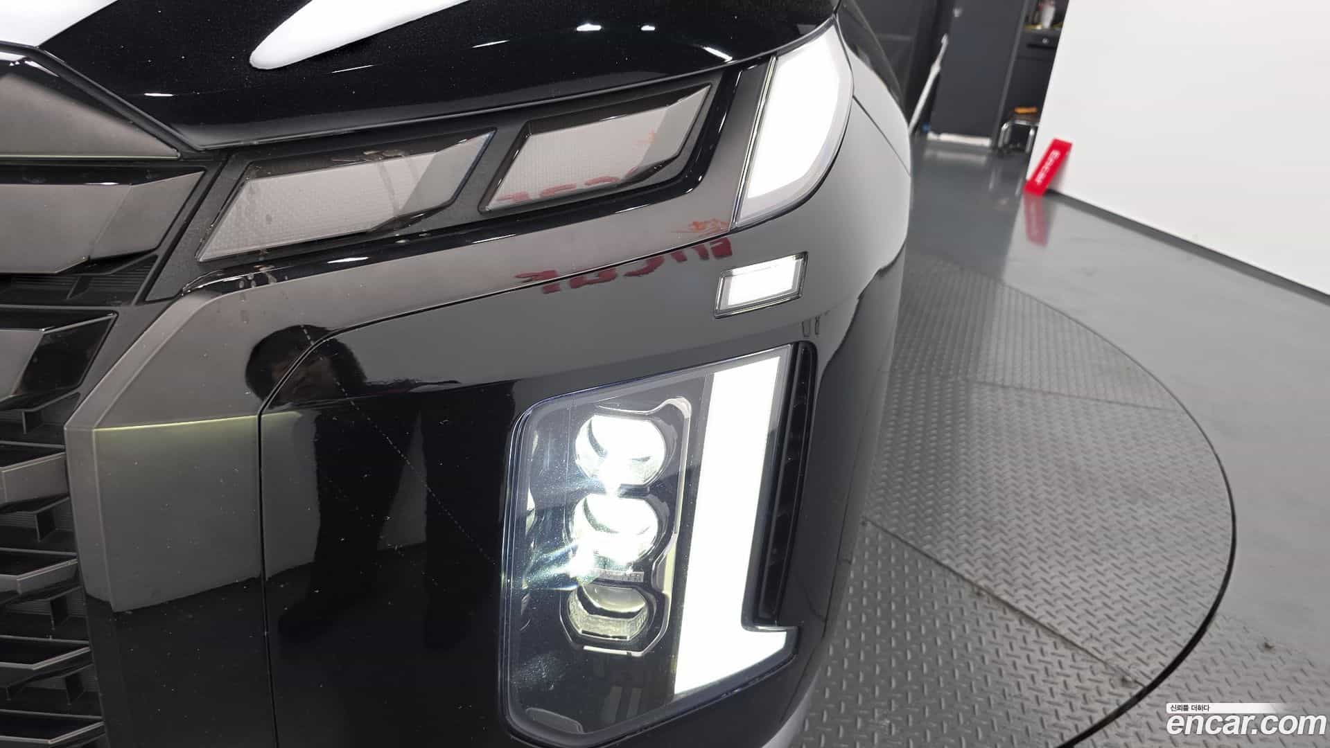 Palisade Hyundai 2024.0-OUTER-032