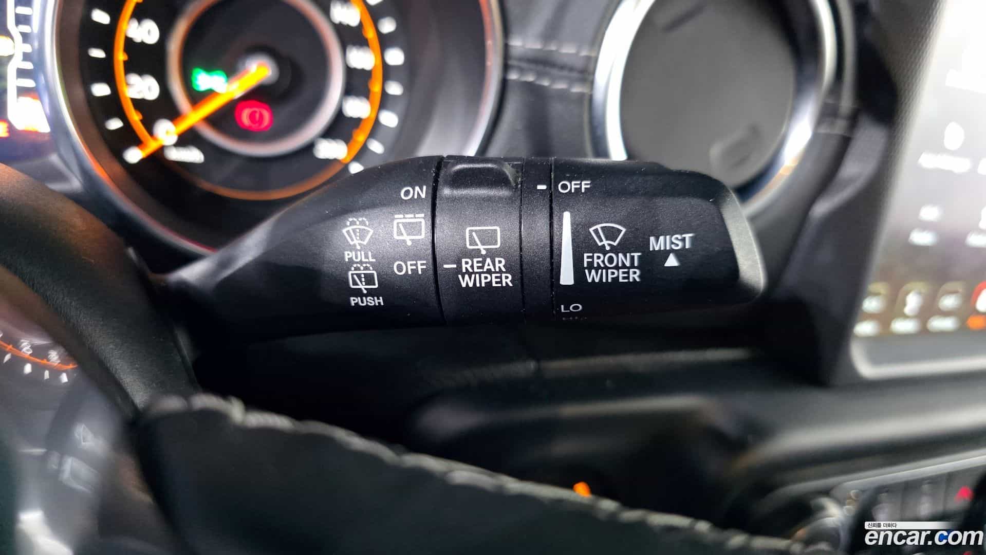 Wrangler Jeep 2019.11-OPTION-041