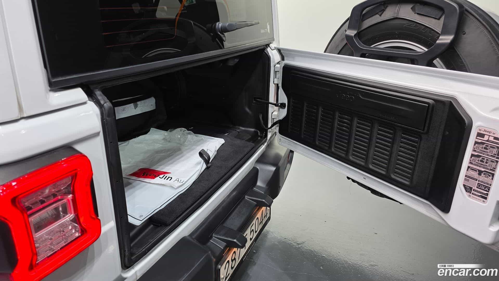 Wrangler Jeep 2019.11-OPTION-047
