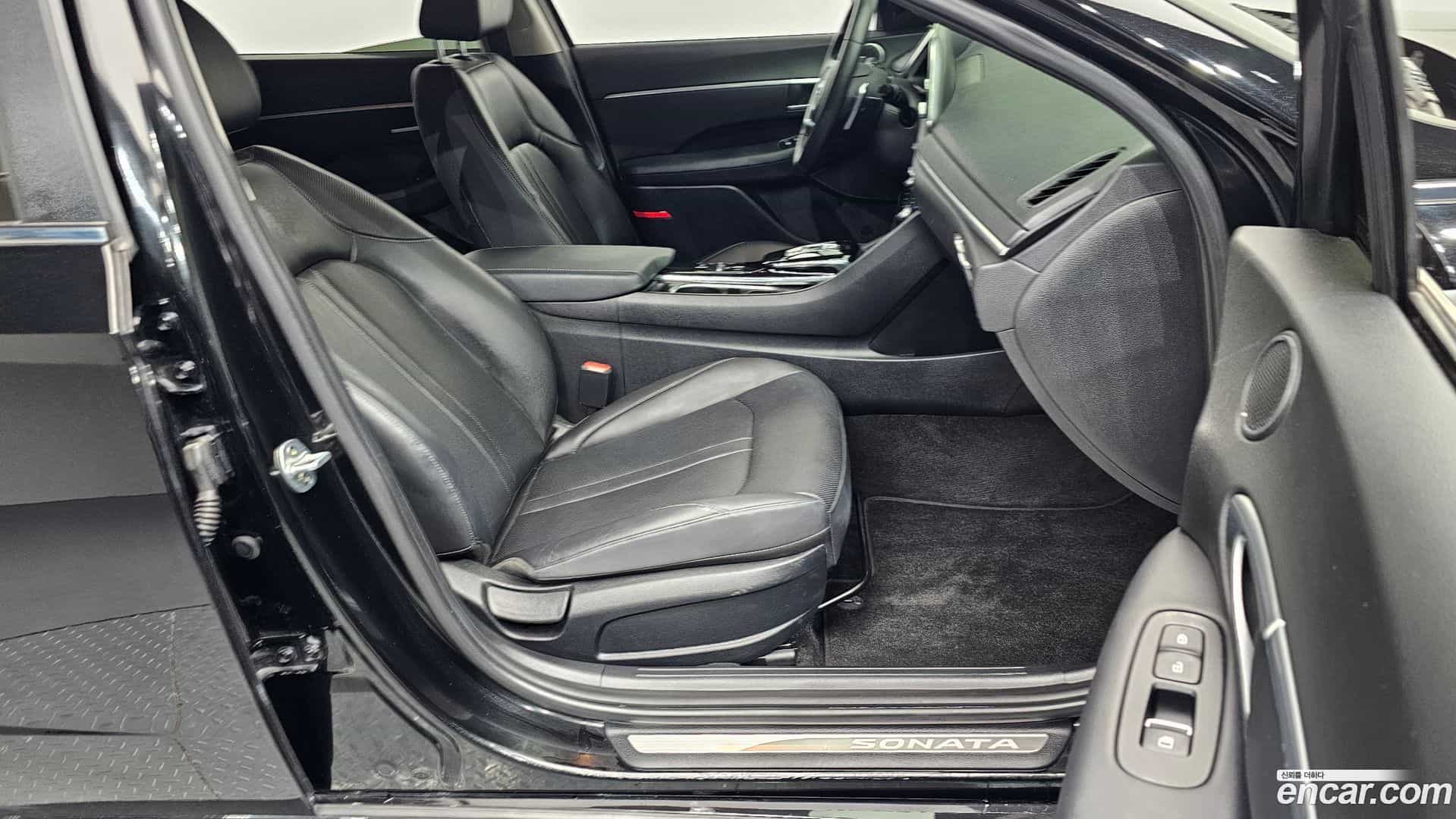 Sonata Hyundai 2019.5-OPTION-015