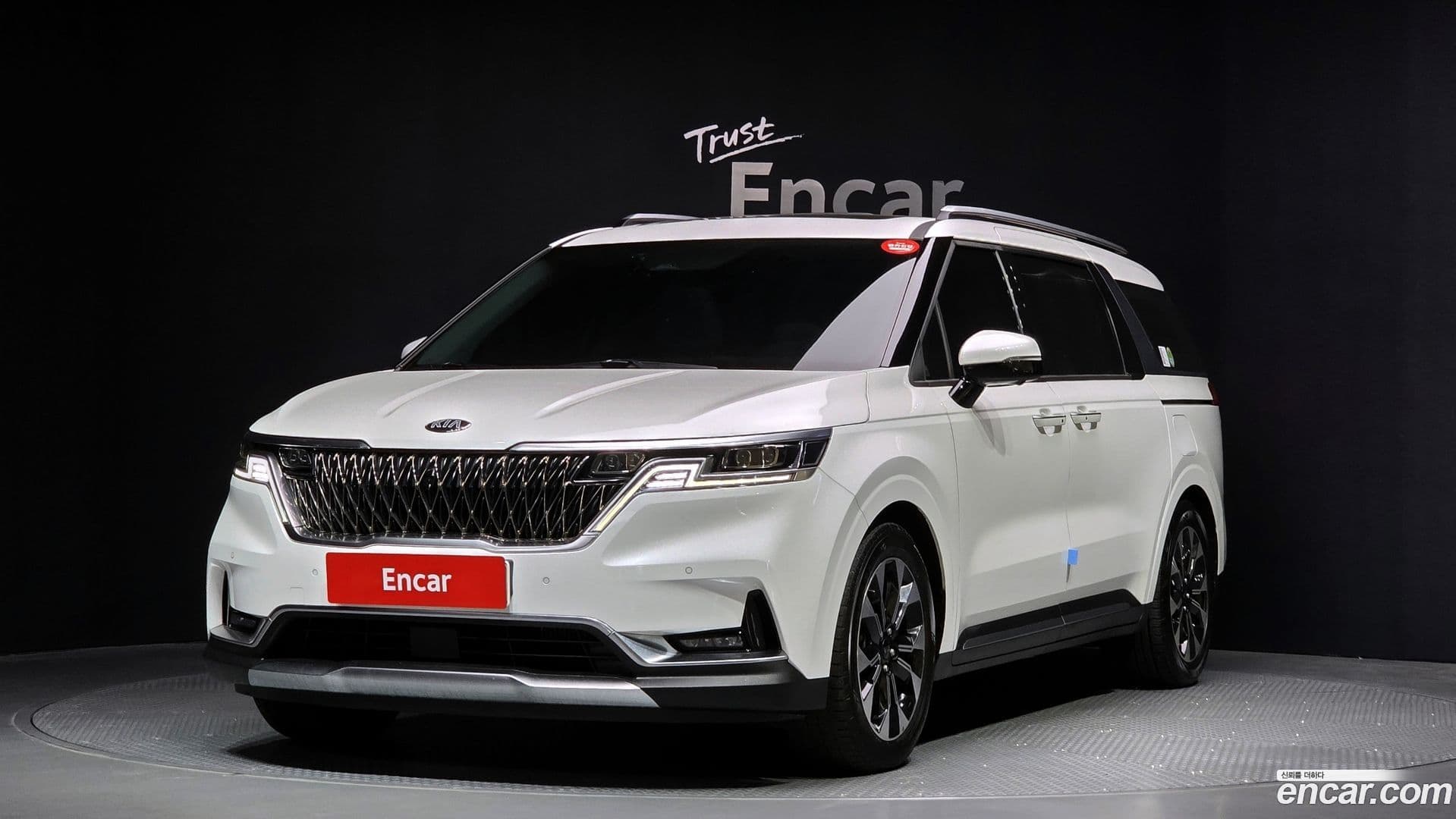Main__Slider__Photo:Canival Kia 2021.3-0