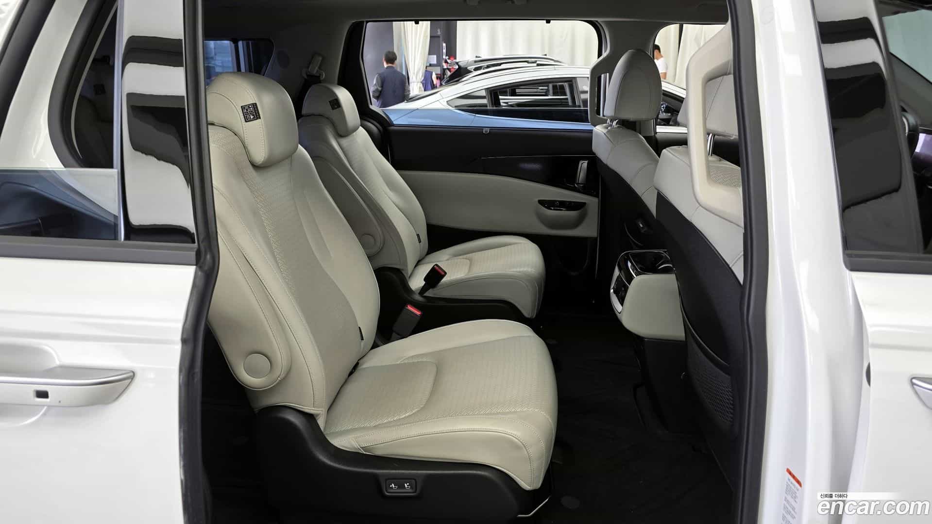 Canival Kia 2021.3-OPTION-016