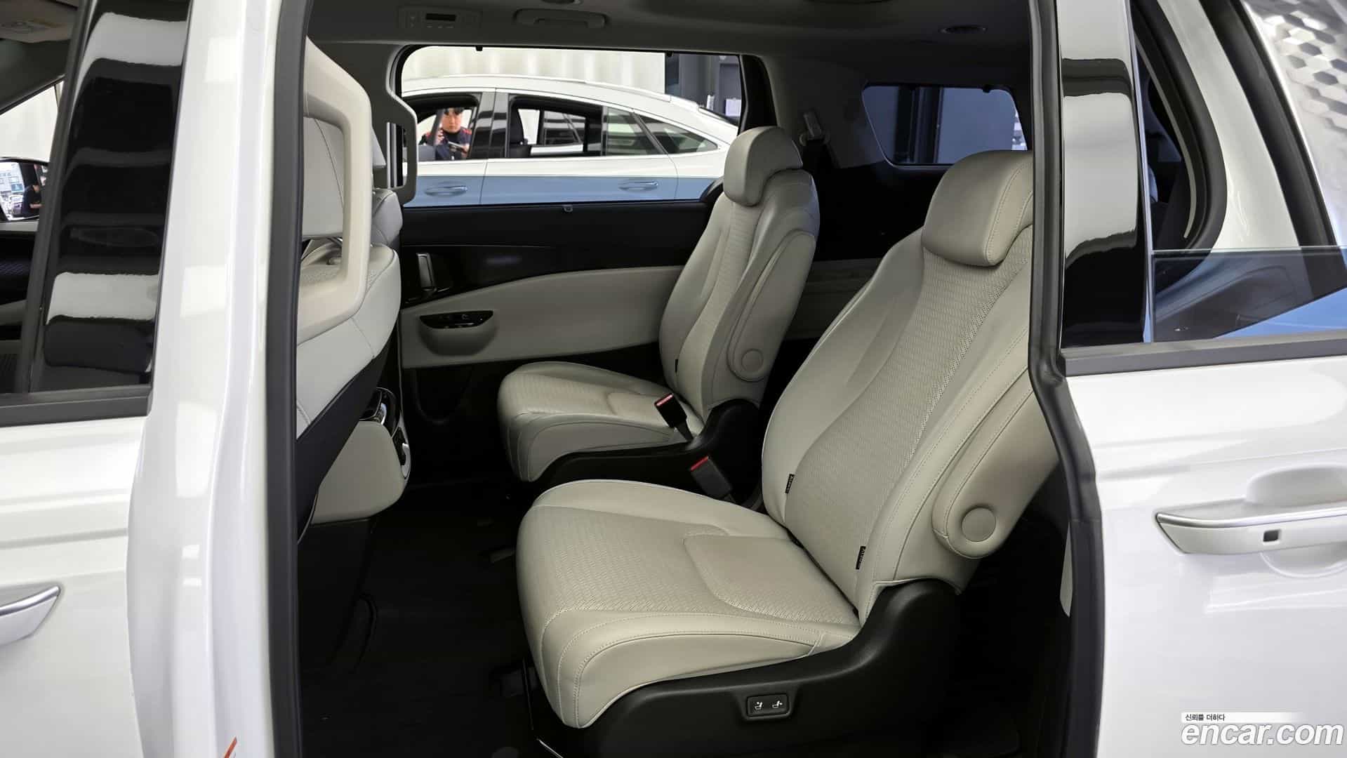Canival Kia 2021.3-INNER-036