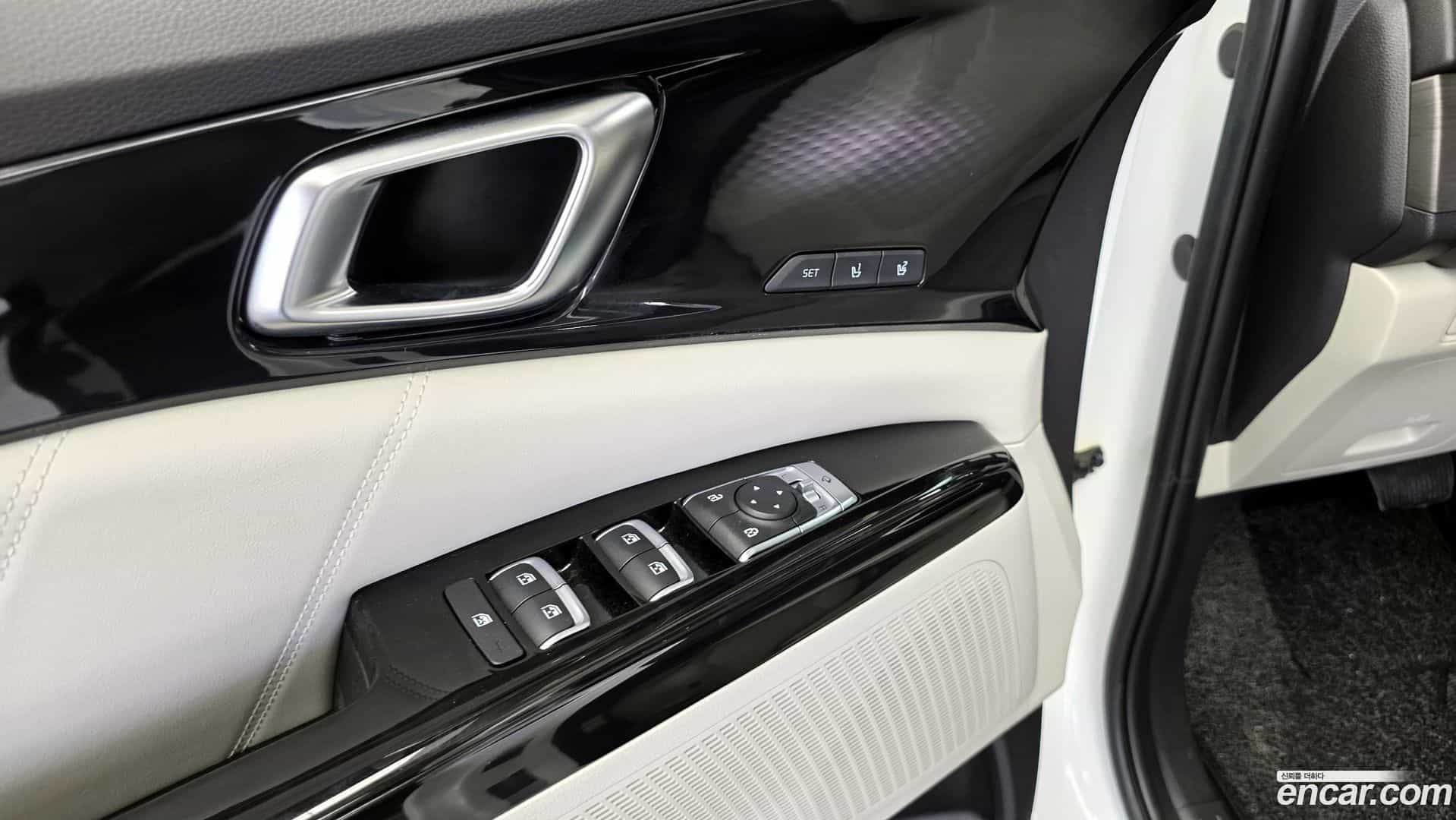 Canival Kia 2021.3-OPTION-042