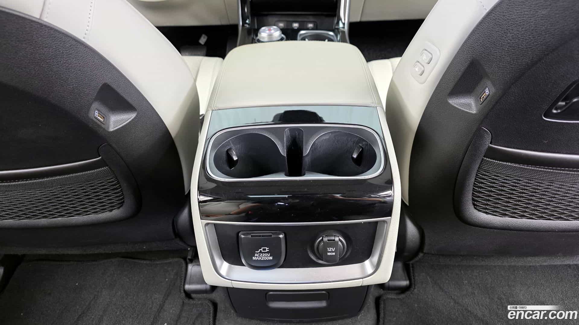 Canival Kia 2021.3-OPTION-044