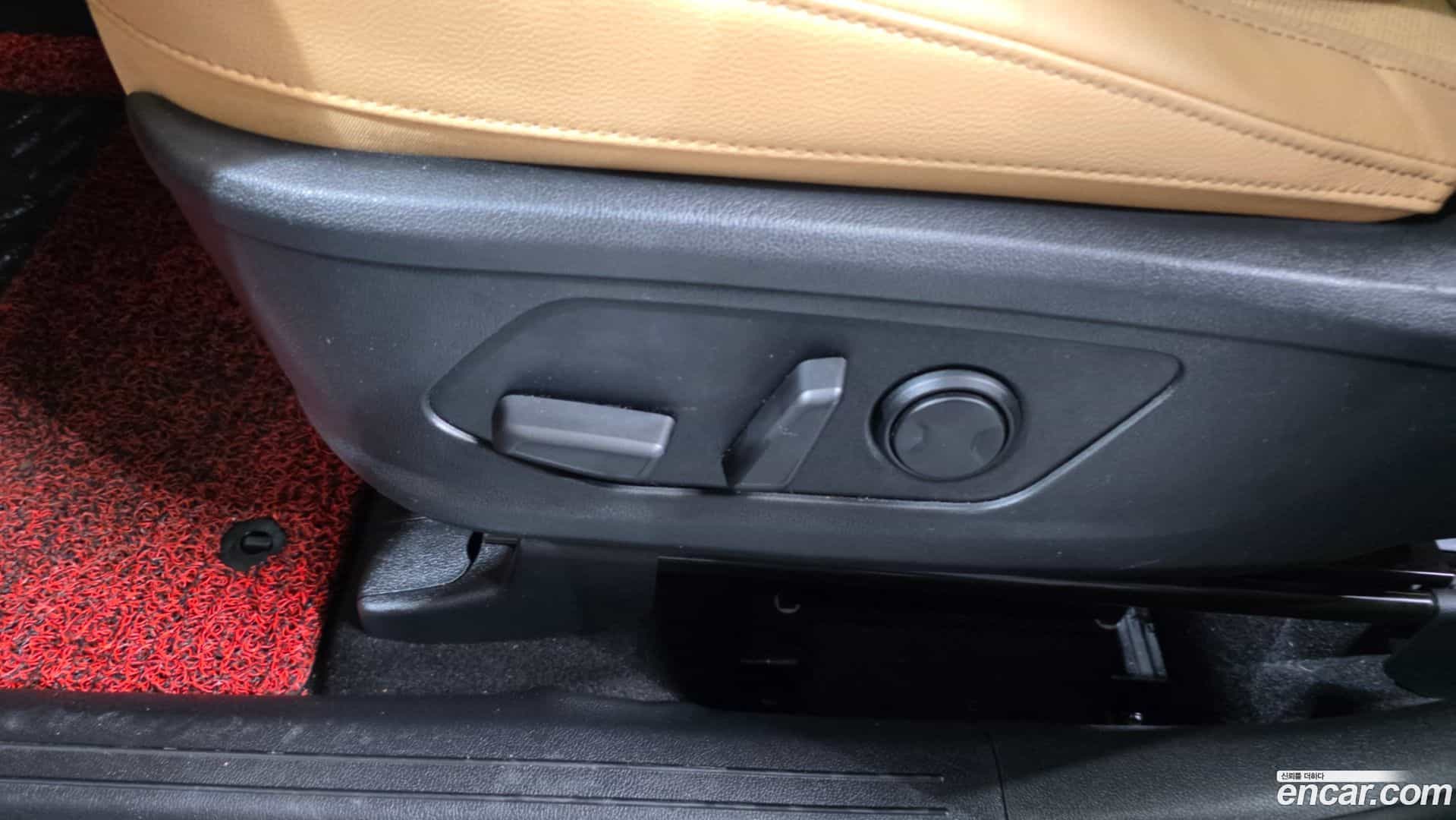Sorento Kia 2020.3-OPTION-041